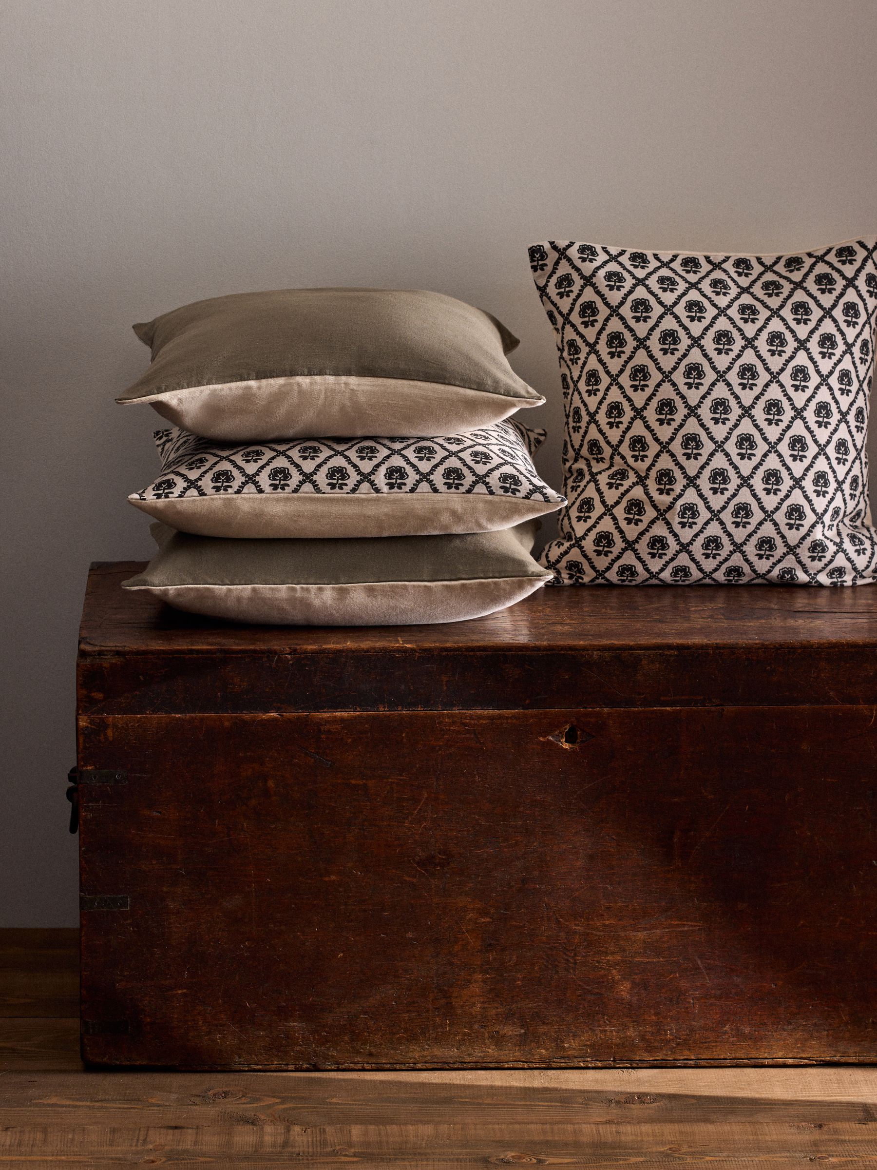 4 Pack Natural Woodblock Printed Cotton Cushion Covers - Image 2 of 4