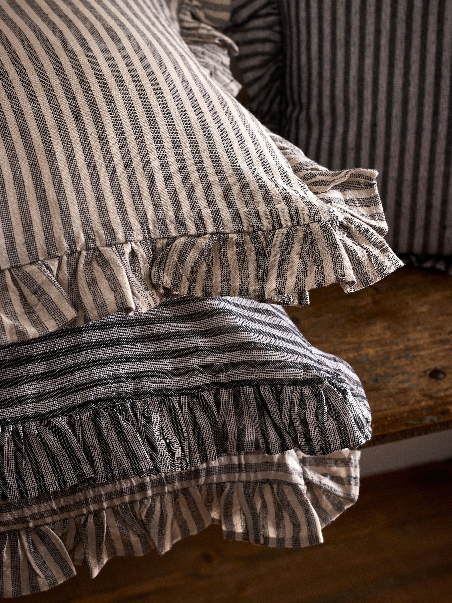 4 Pack Stripe Ruffle Cotton Cushion Covers Black/Natural - Image 2 of 2
