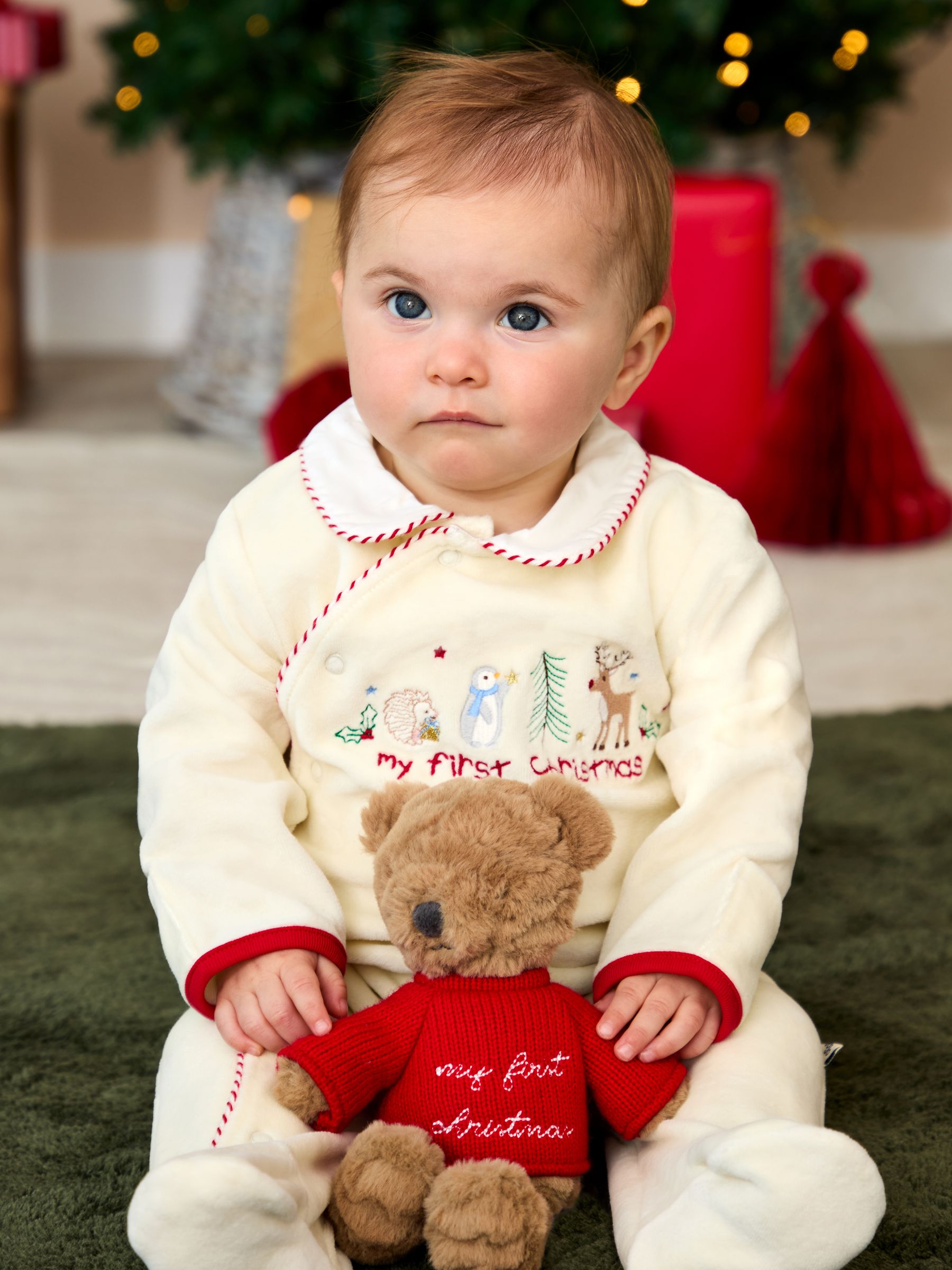Cream Sleepsuit - Image 3 of 4