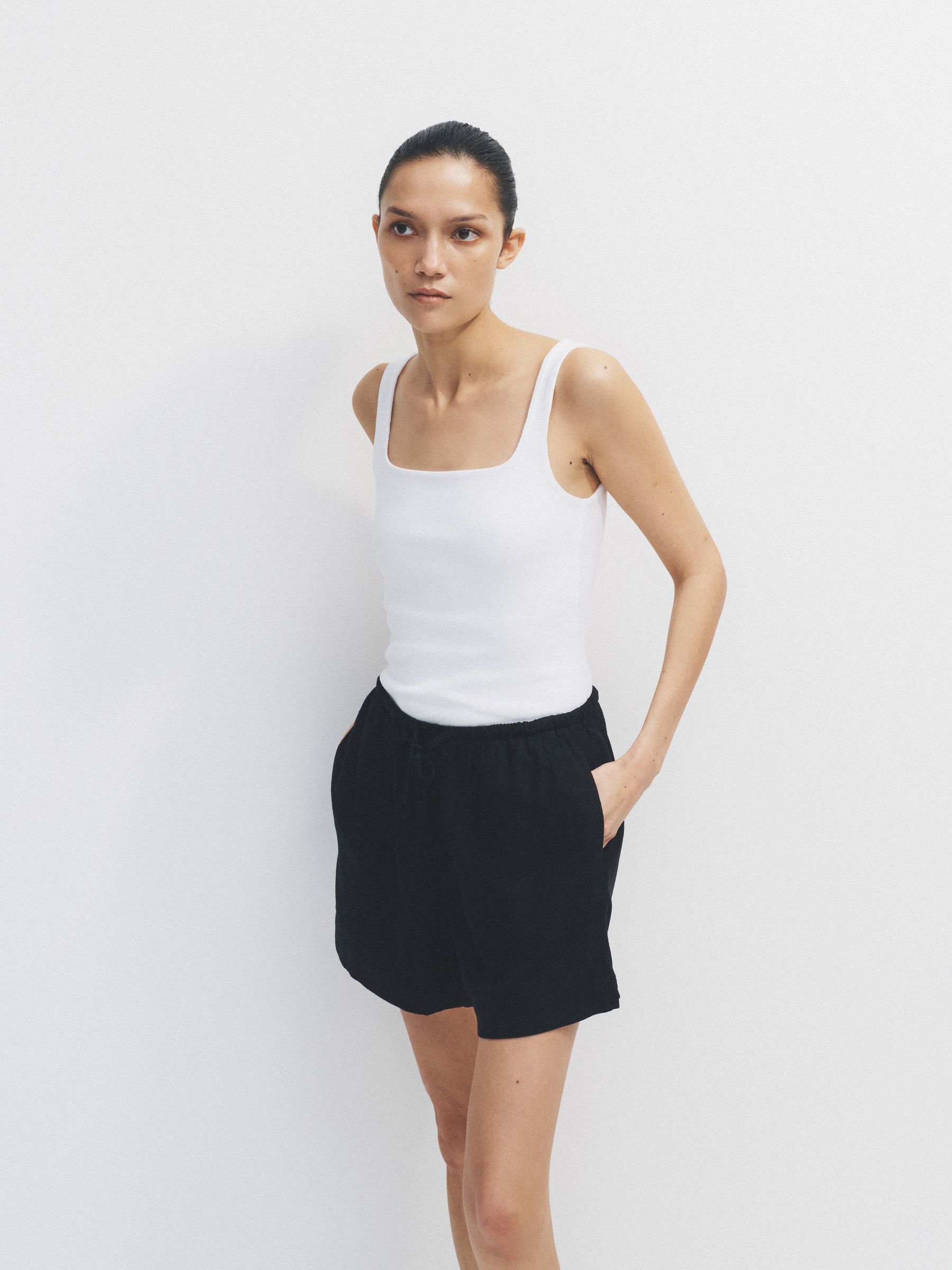 Black/Neutral Shorts With Linen 2 Pack - Image 2 of 6