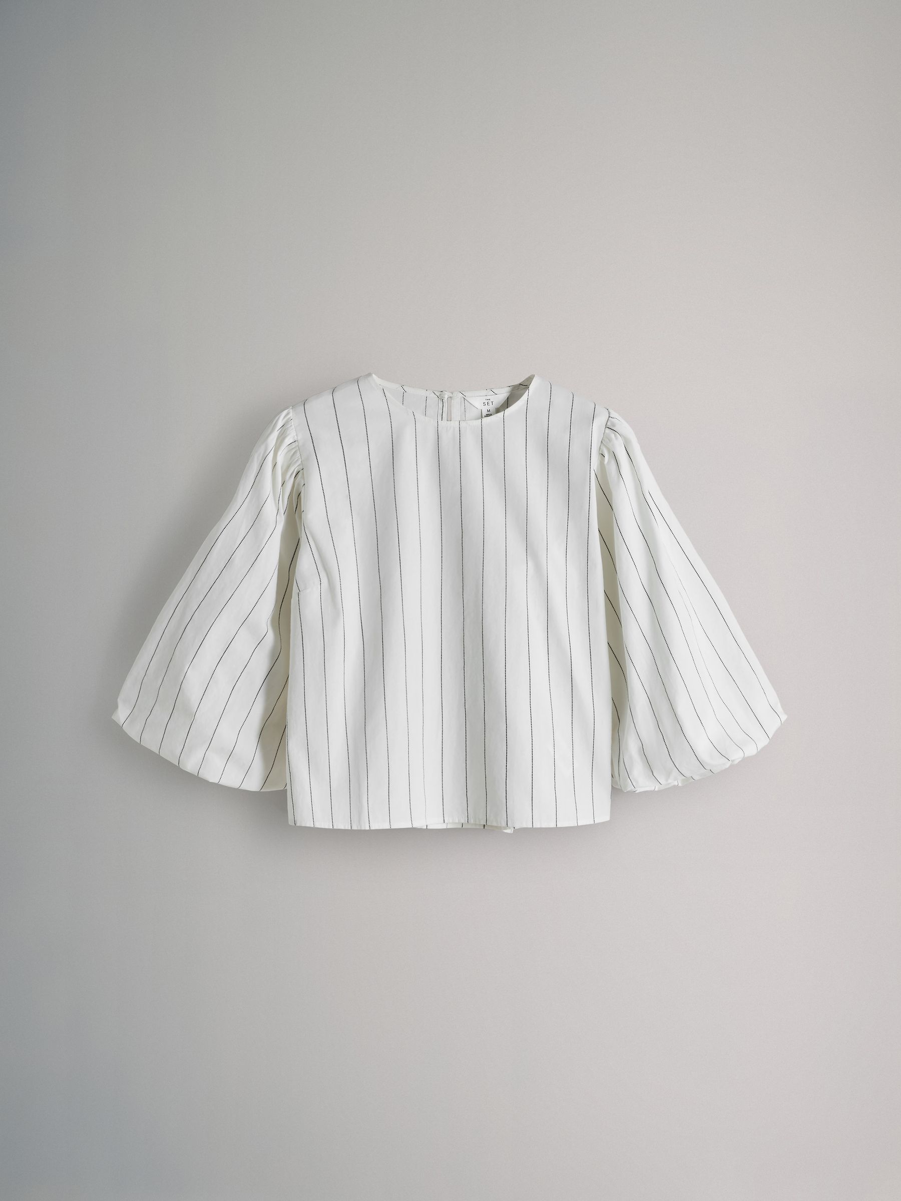 Black/White Pinstripe Puff Sleeve Poplin Blouse 2 Pack - Image 2 of 5