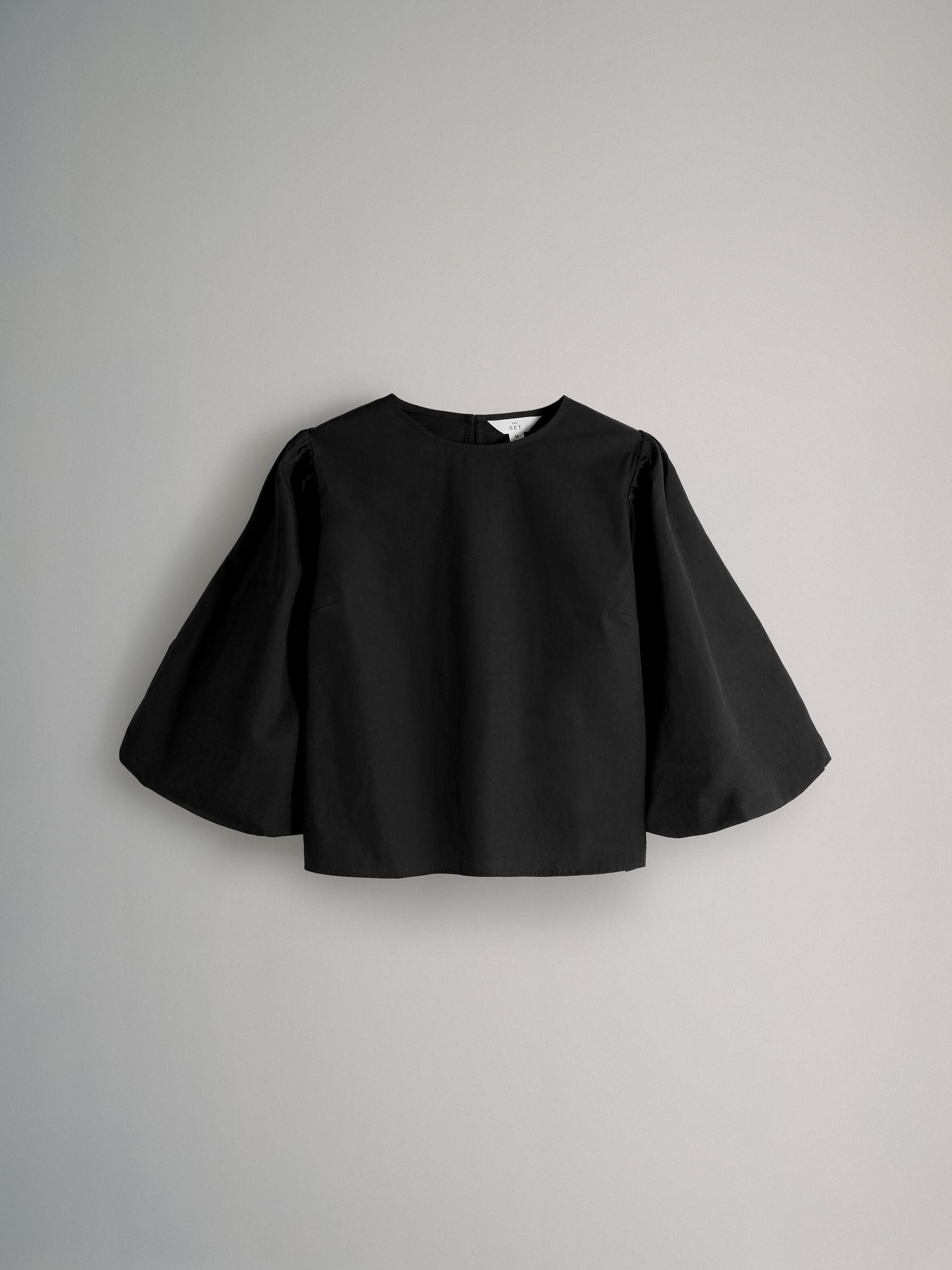 Black/White Pinstripe Puff Sleeve Poplin Blouse 2 Pack - Image 3 of 5