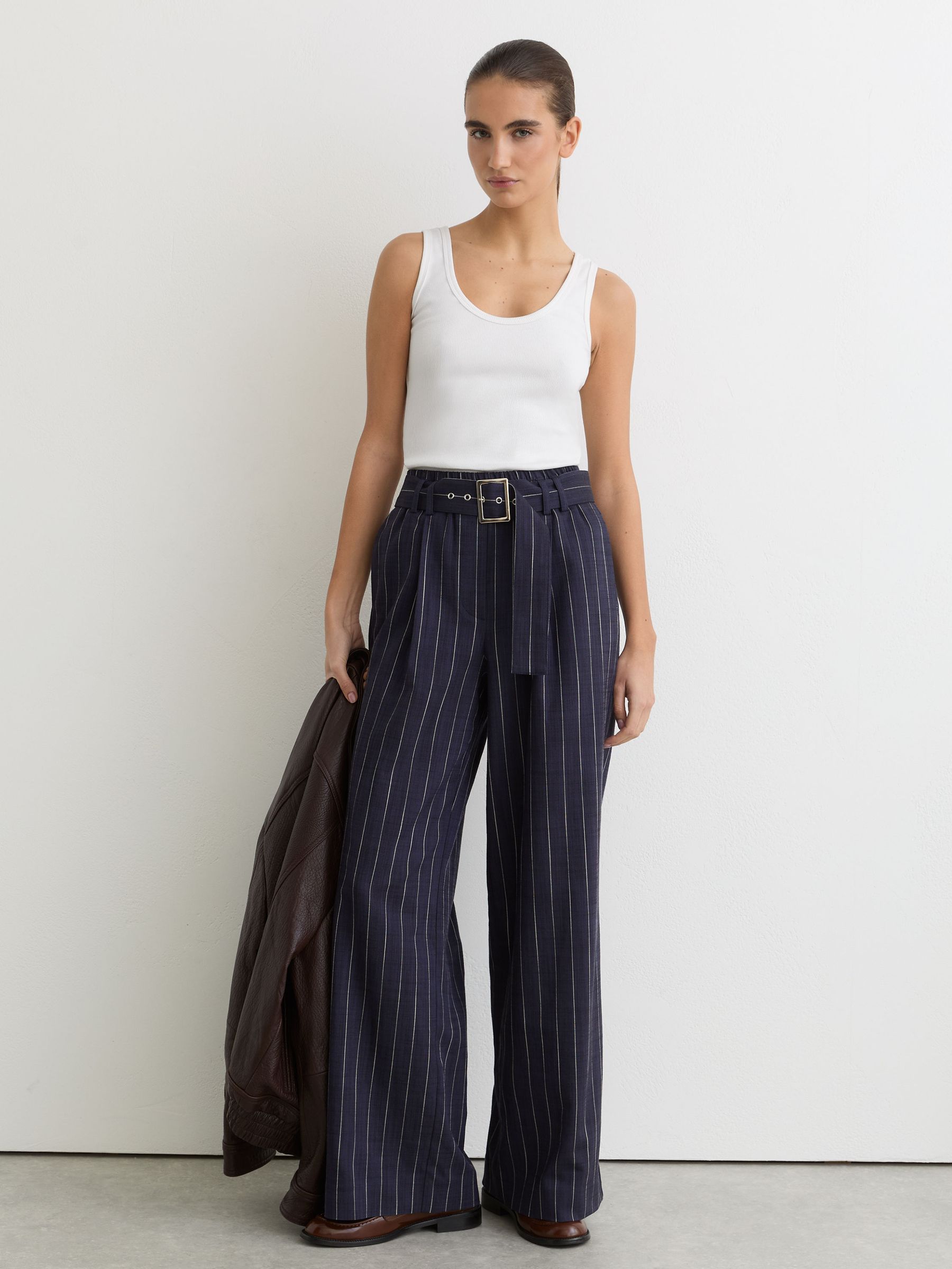 Stretch-Cotton Ribbed Vest in White - image 4