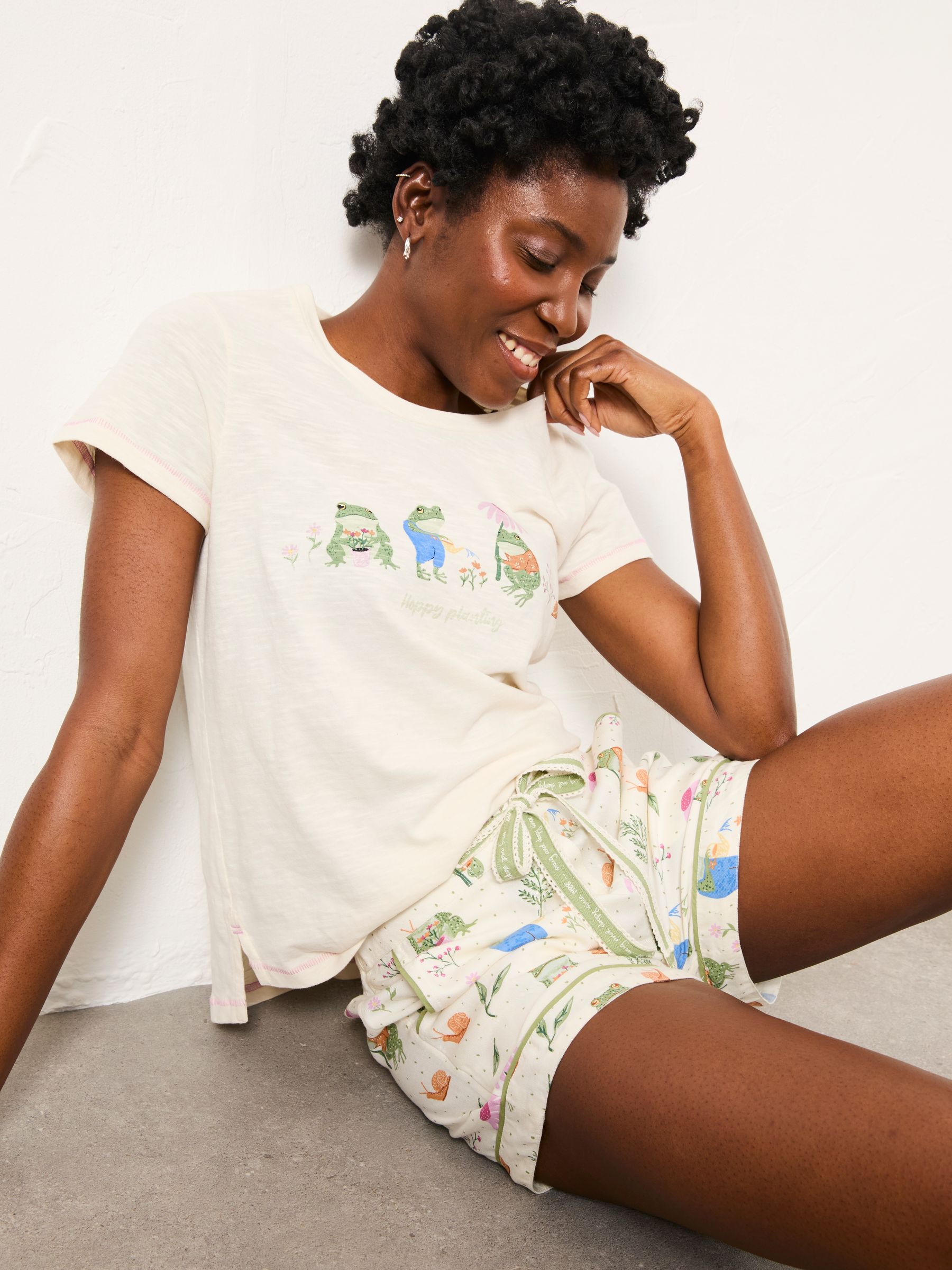 Ivory Frog Print Frog Pyjama Shorts - Image 5 of 6