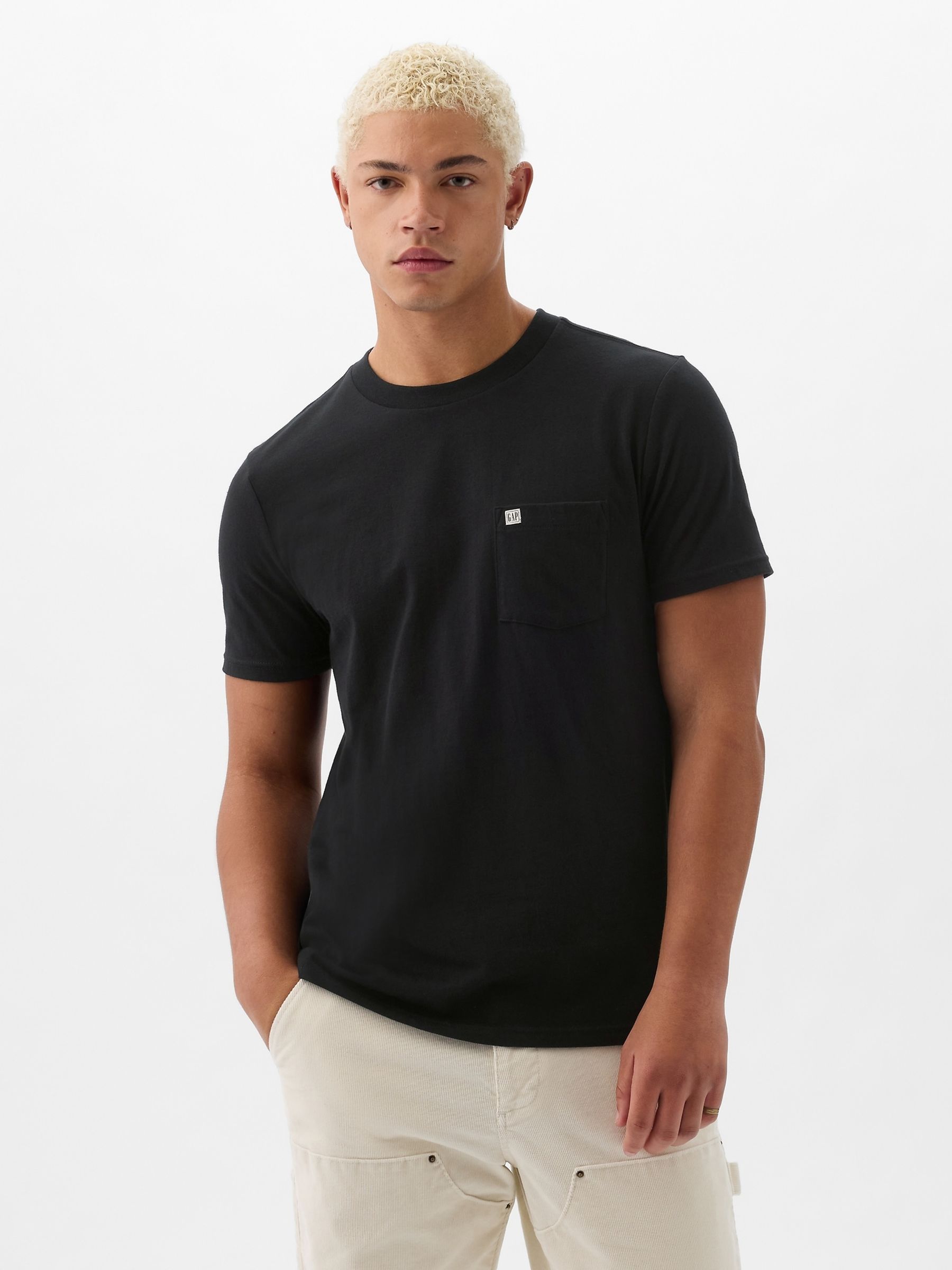 Black Pocket Short Sleeve T-Shirt - Image 2 of 5 Black Pocket Short Sleeve T-Shirt - Image 2 of 5