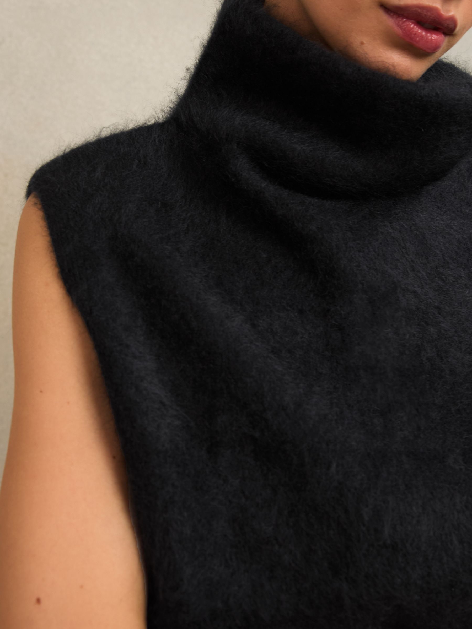 Atelier 100% Brushed-Cashmere Tank Top in Black - image 4
