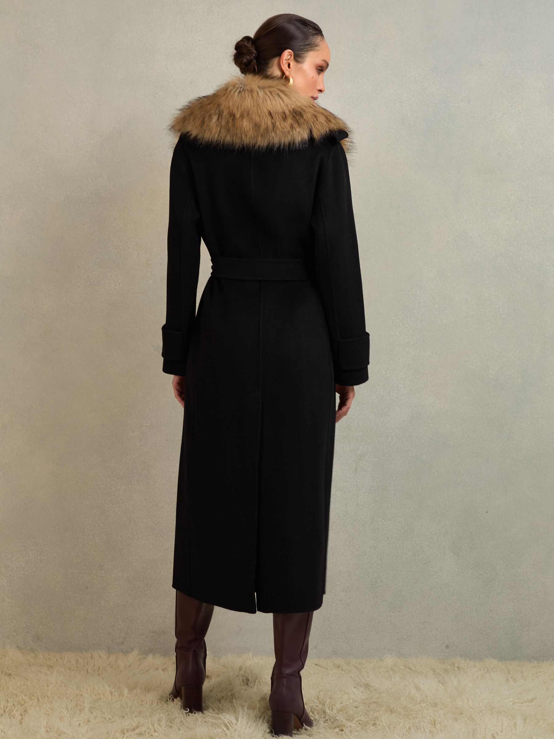 in Black - Image 6 of 7