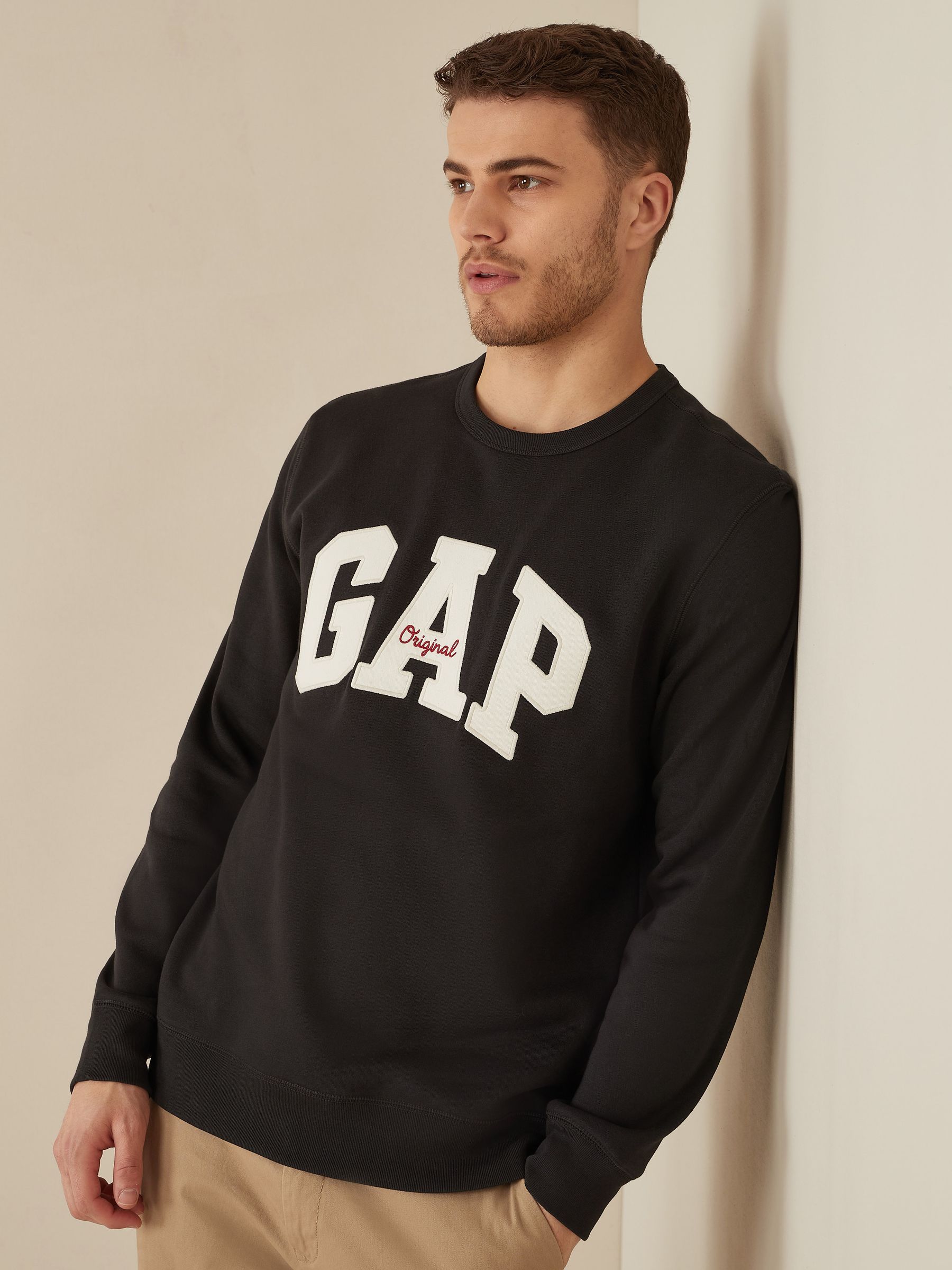 Black Logo Fleece Crew Neck Sweatshirt Gap