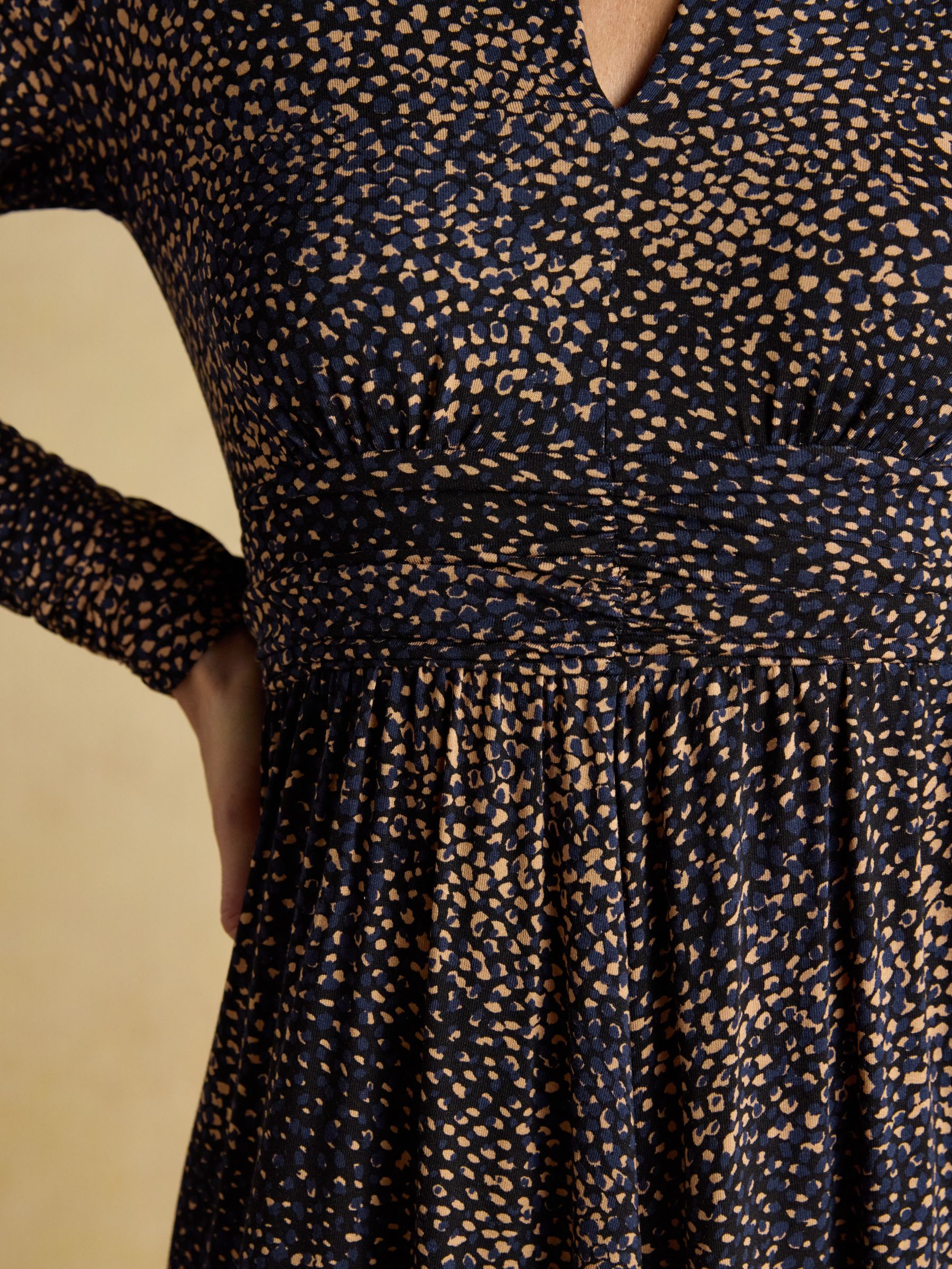 Mina Navy Jersey Ruched Waist Long Sleeve V Neck Dress - Image 5 of 8