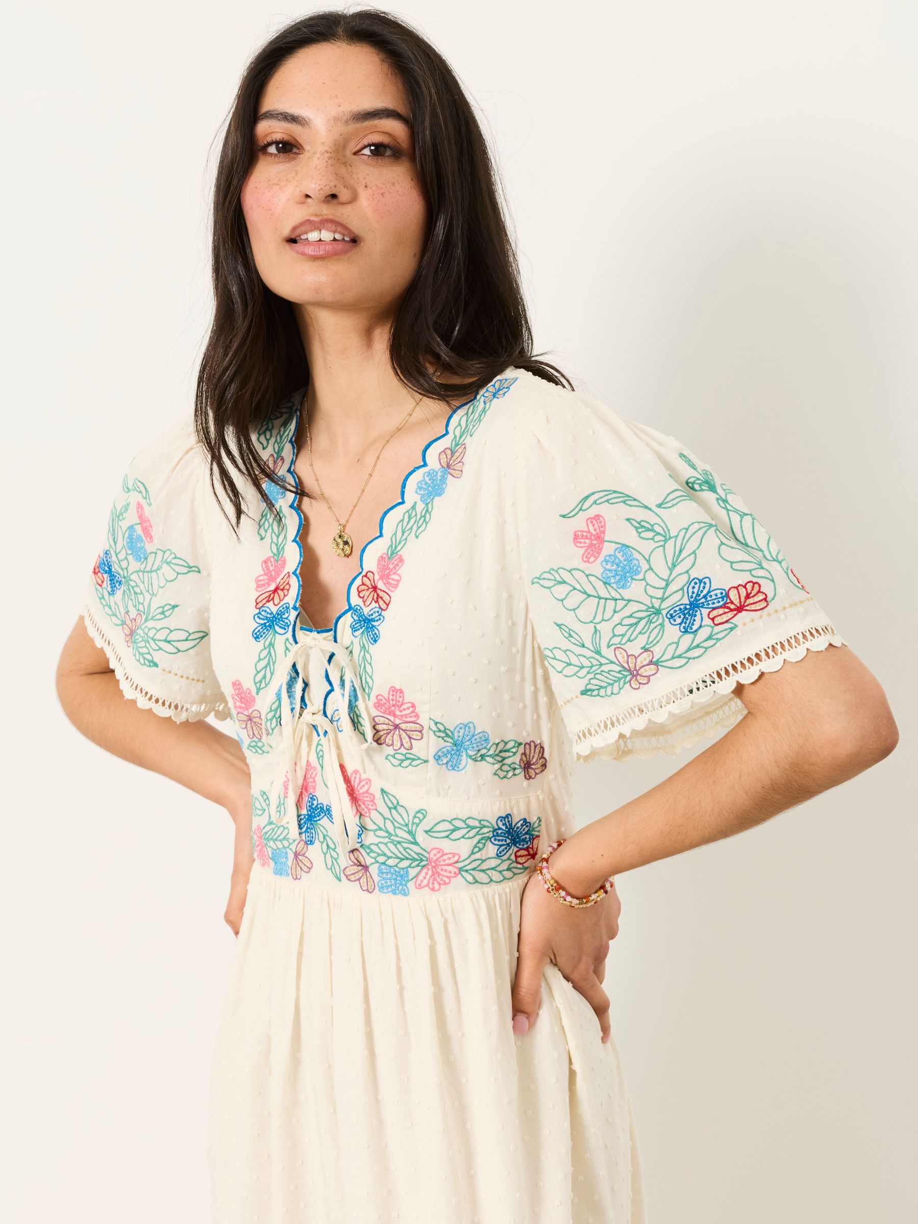 embroidered petite dress Womens Love & Roses Green Floral Petite Embroidered Shift Mini Dress US 6