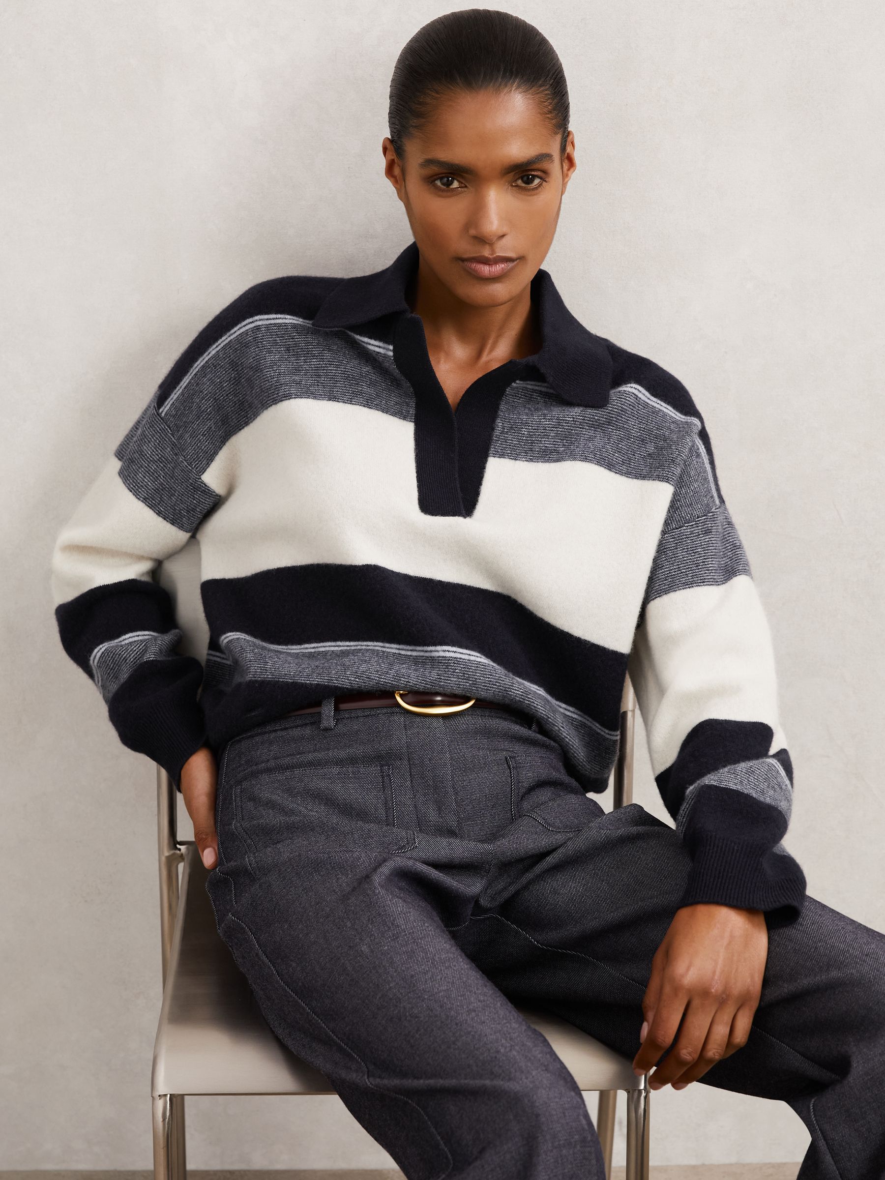 Wool-Cashmere Stripe Collared Jumper in Navy/Cream