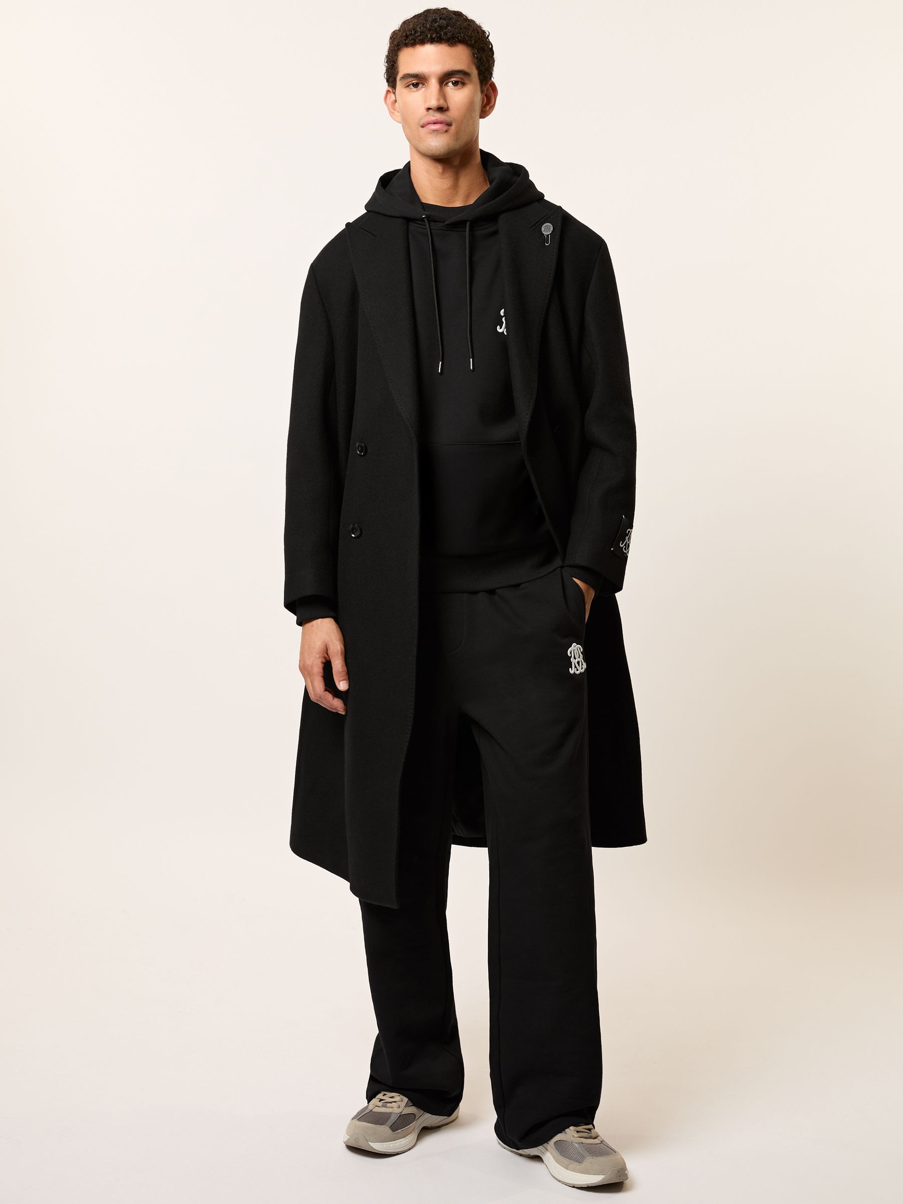 Hoodie in Black - Image 6 of 7
