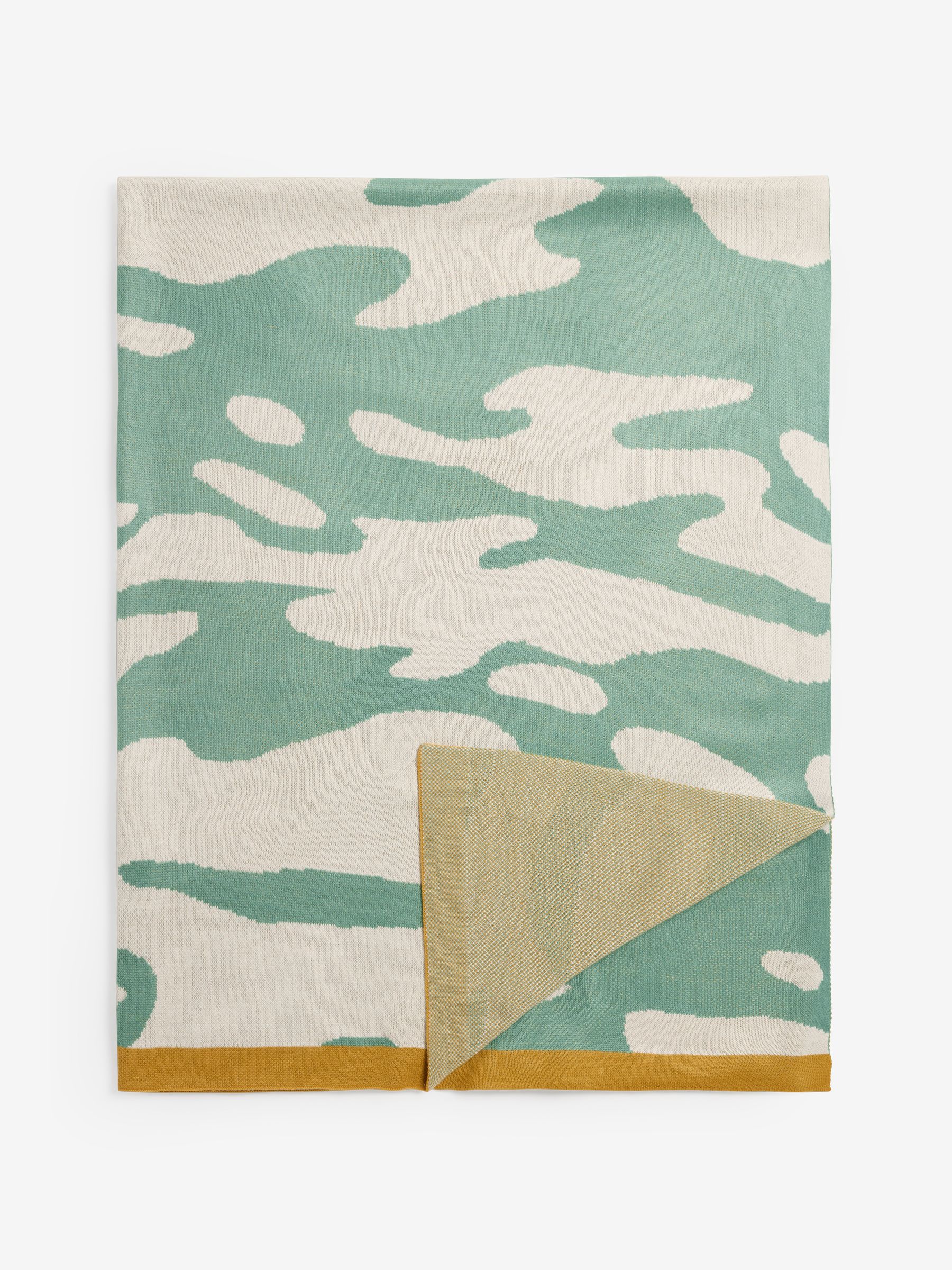 Ripple Knitted Throw in Green - Image 5 of 6