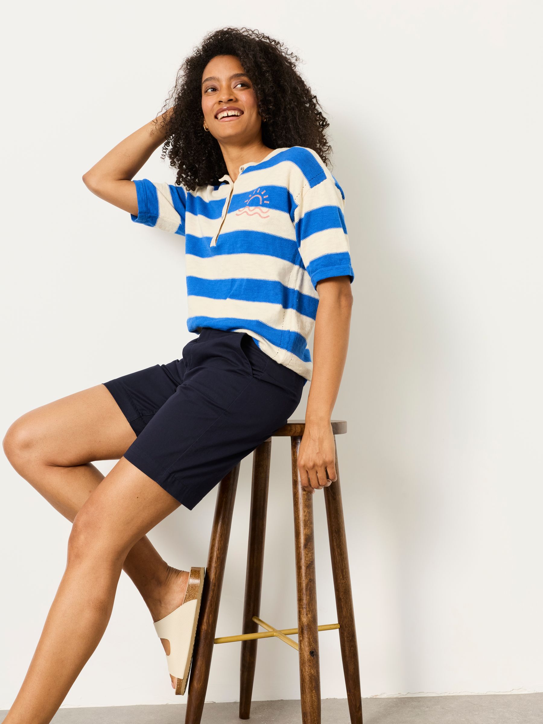 Sandown Navy Longline Chino Shorts - Image 5 of 6