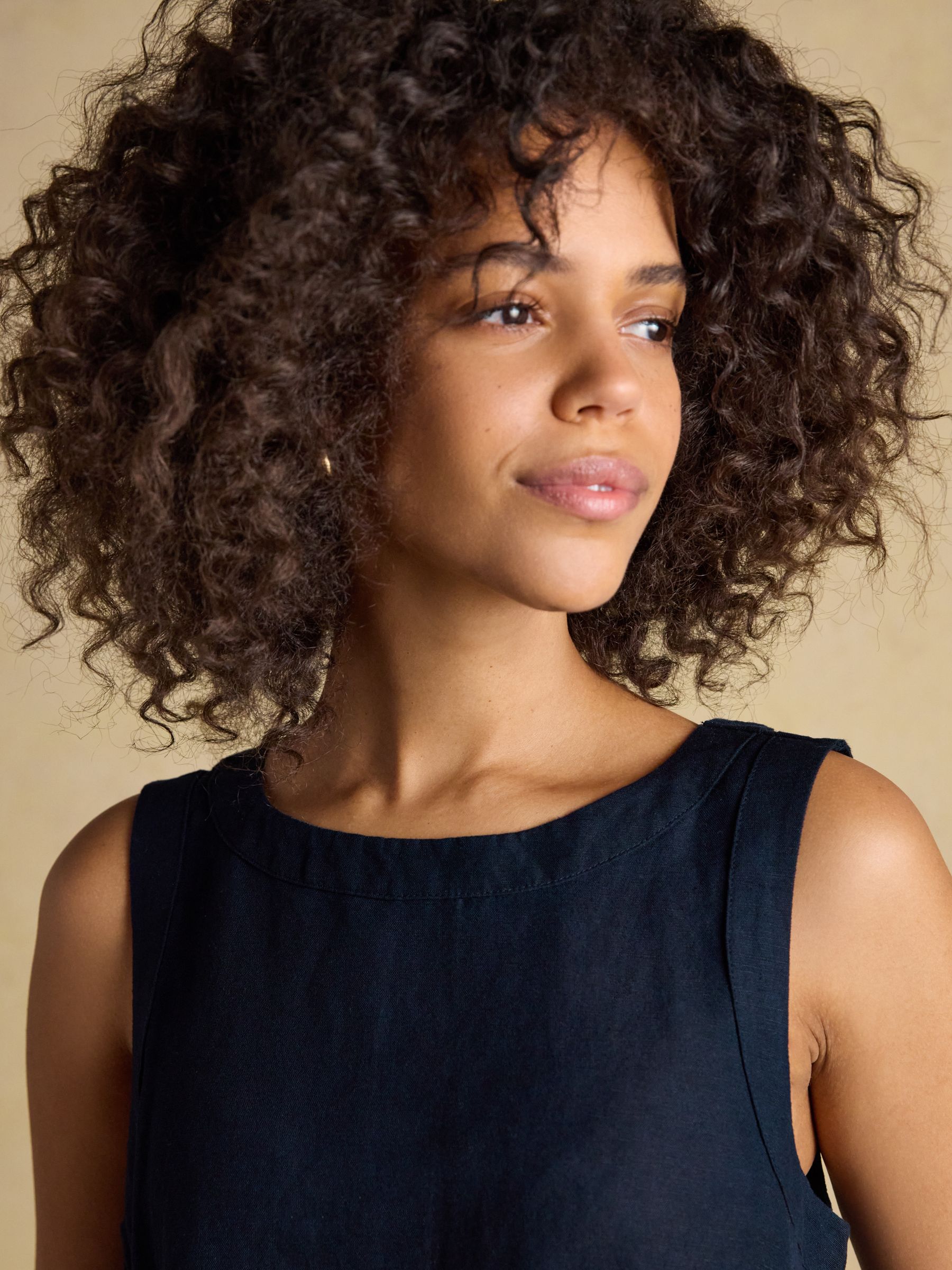 Cove Navy Round Neck Sleeveless Linen Blend Top - Image 3 of 6