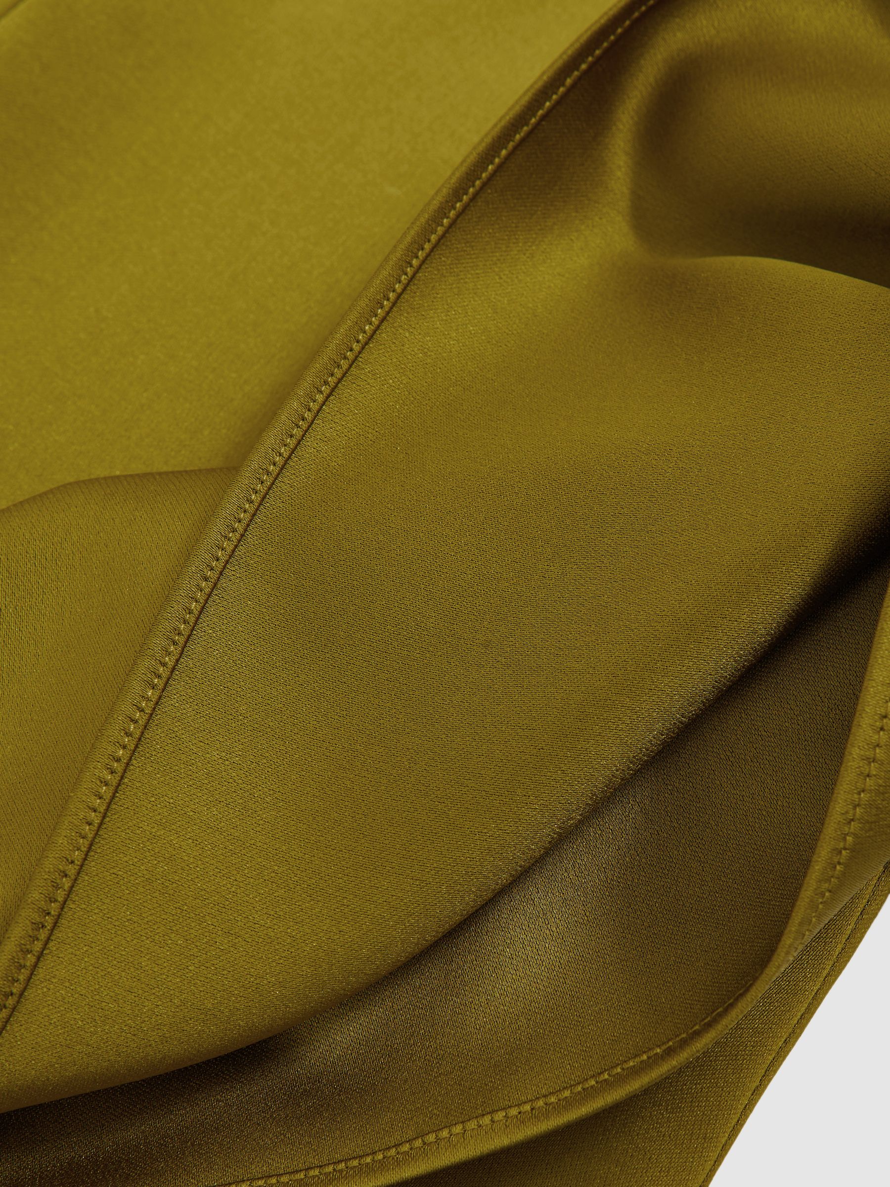 Atelier Satin Turn-Lock Top in Green - image 2