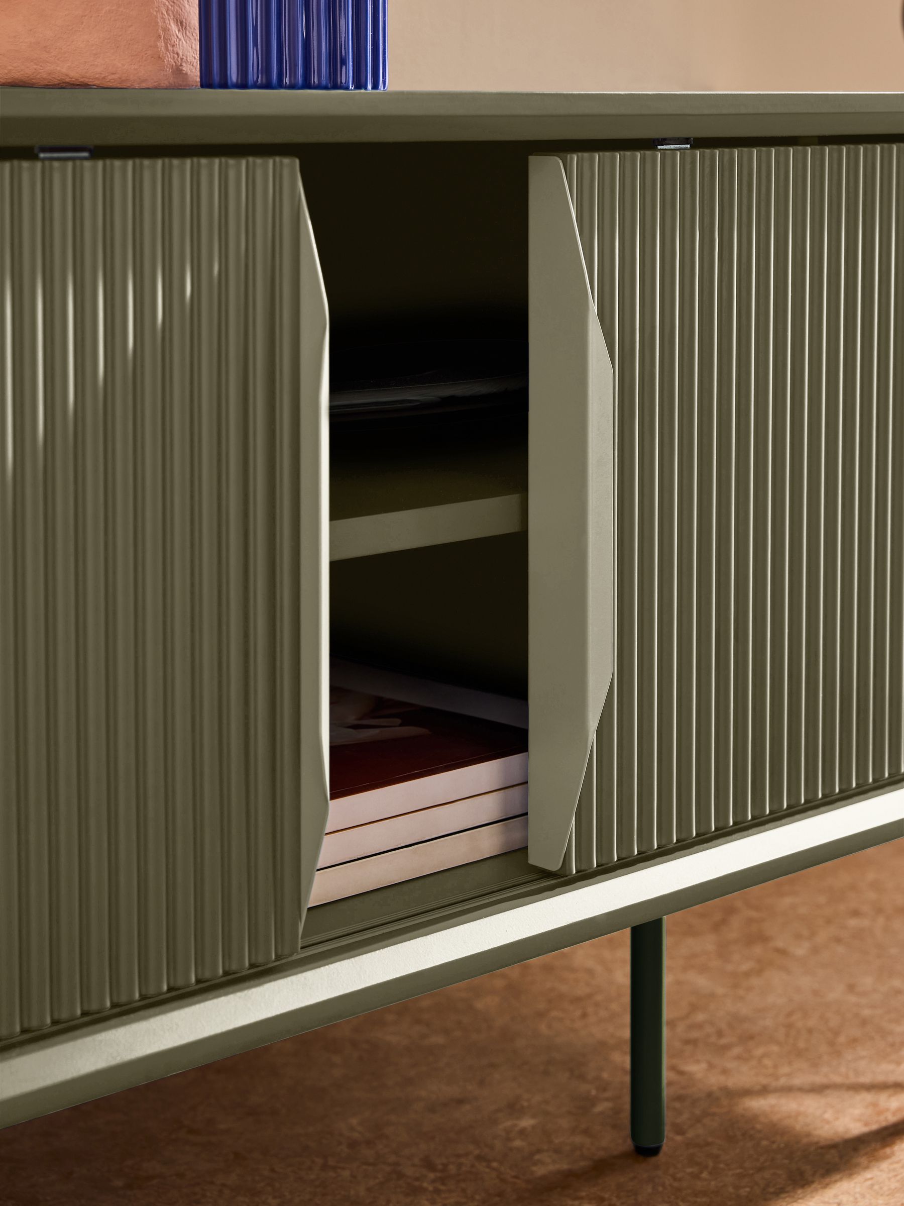 Elian Up to 50 Inch Sliding Door TV Unit in Green - Image 4 of 5