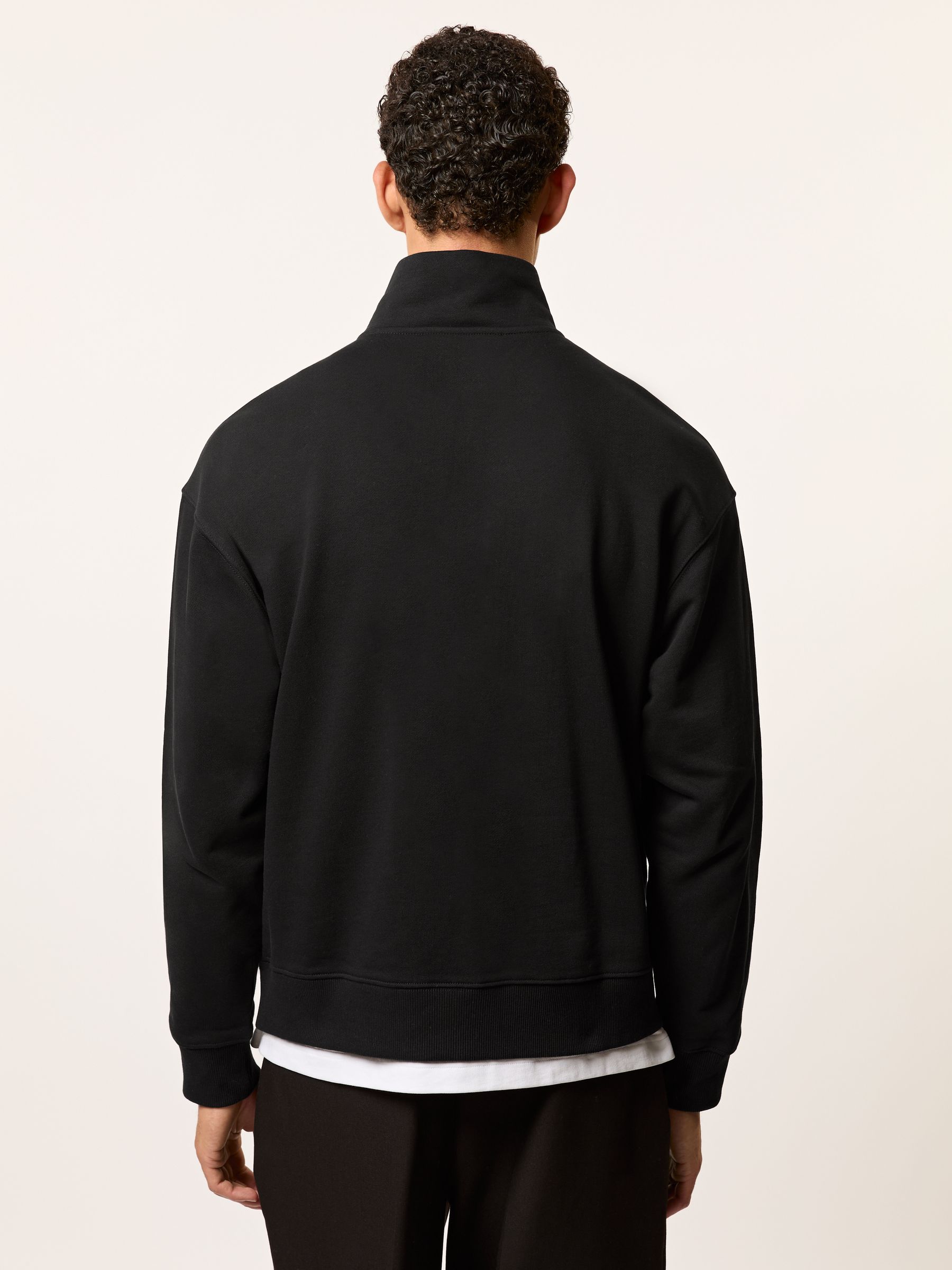 Sweater in Black - Image 4 of 5