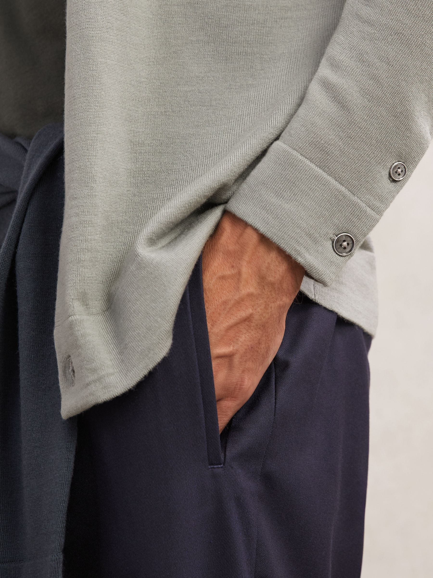 Vlněný kardigan se zapínáním na knoflíky z merino vlny v barvě Archer Zelená - Obrázek 4 z 6