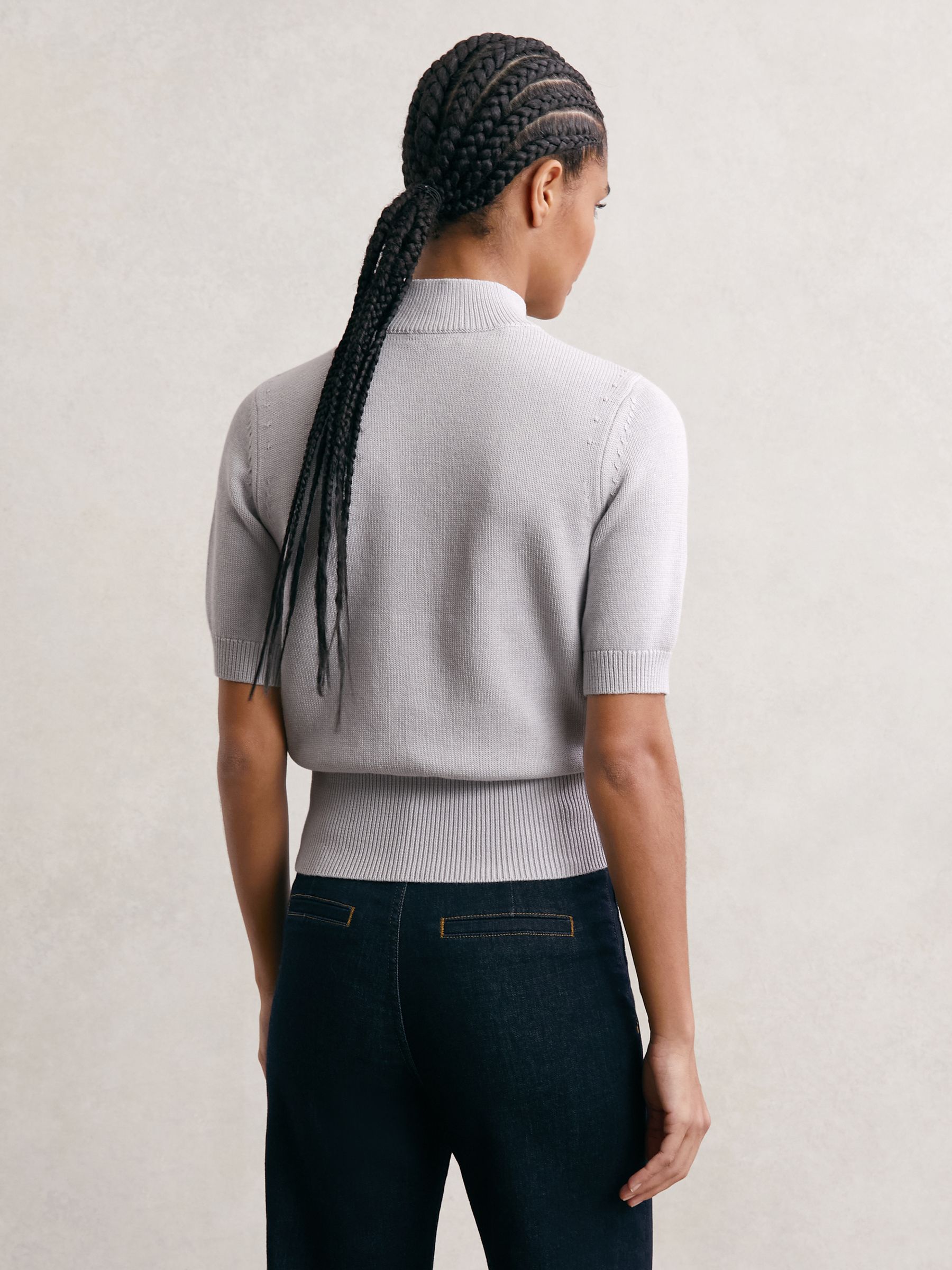 Cotton and Wool Funnel-Neck Knit Top in Grey - Image 5 de 6