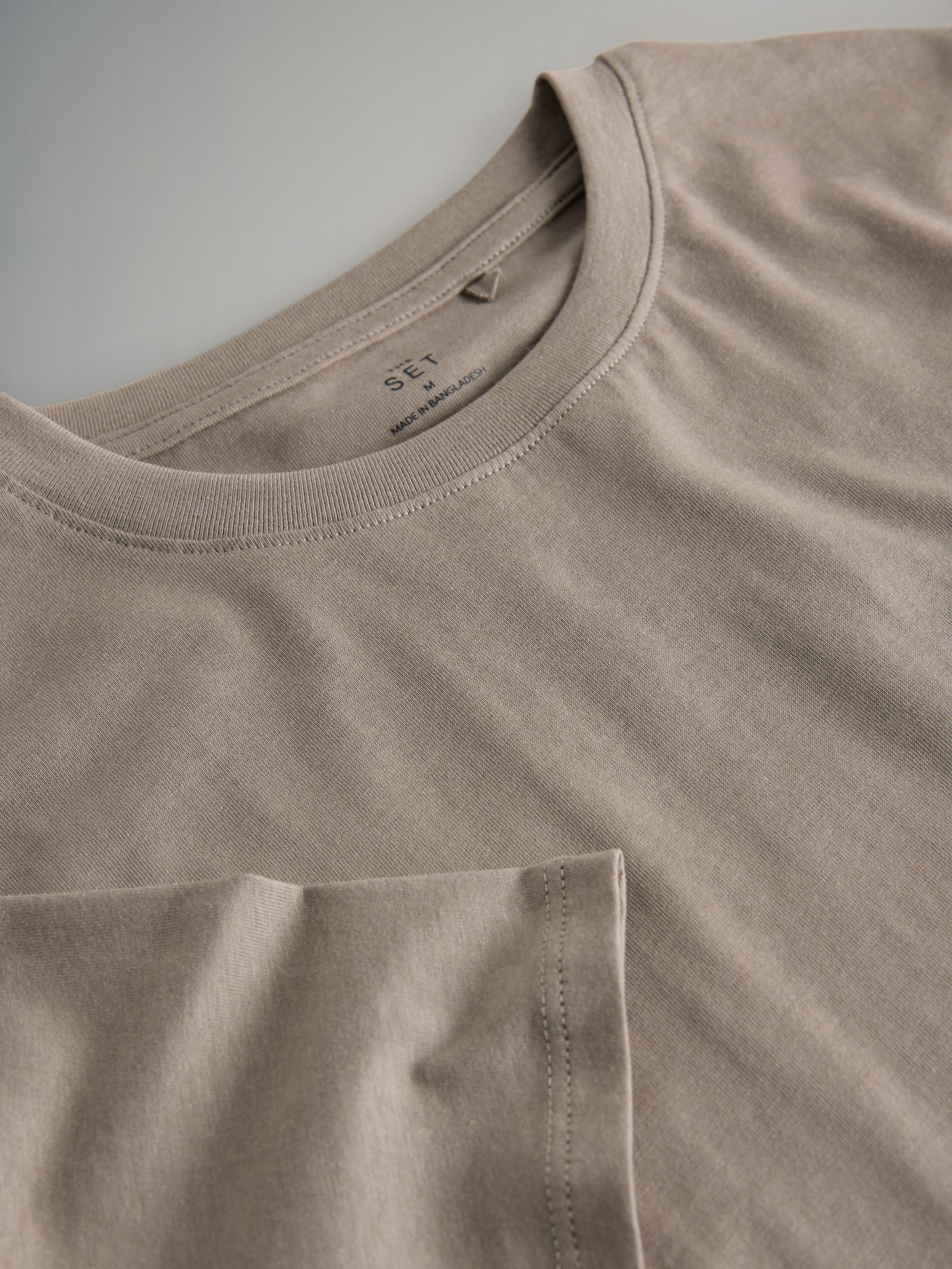 7 Pack Short Sleeve T-Shirts Black/Chocolate Brown/Neutrals/White - Image 10 of 10