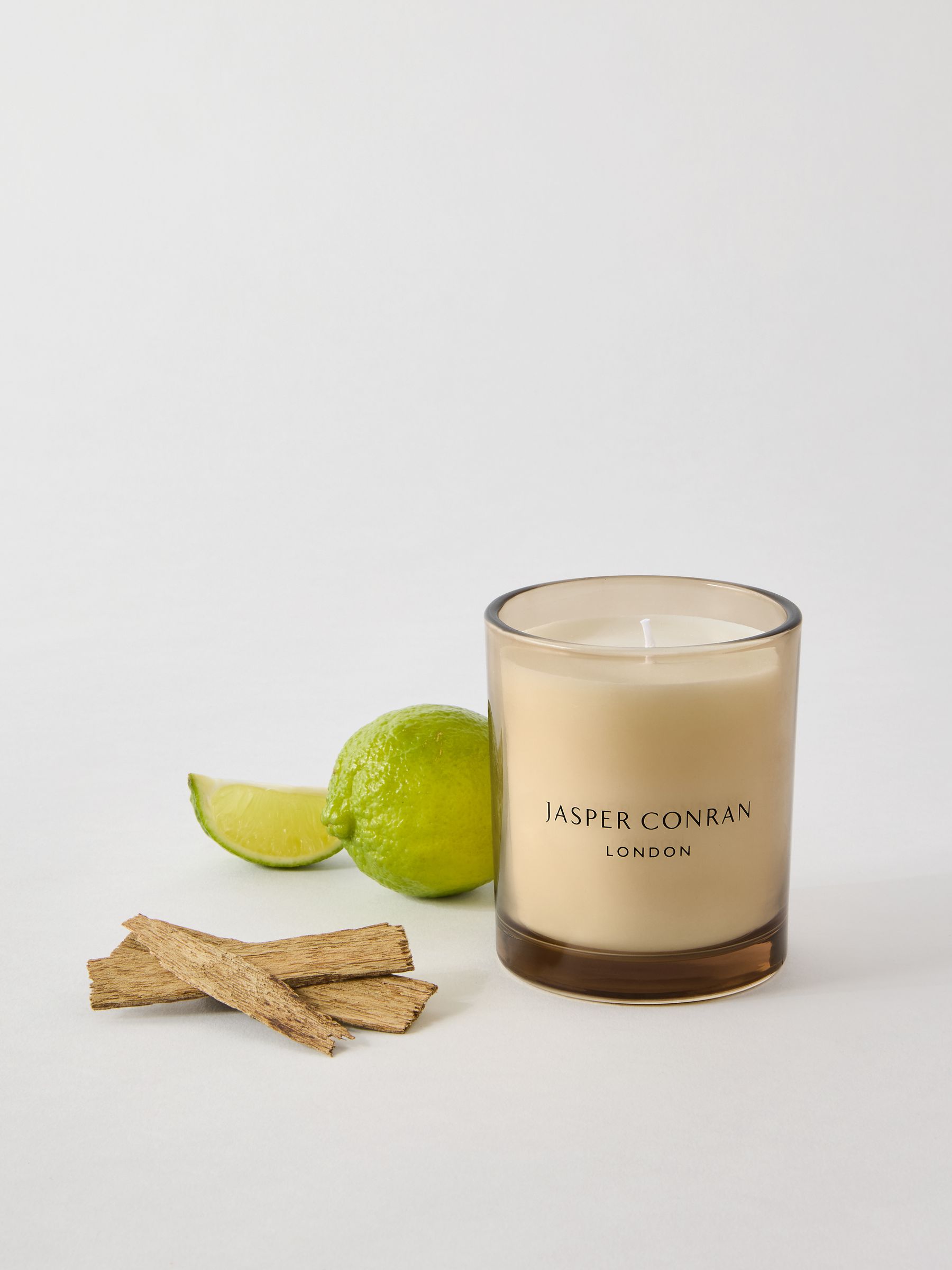 Jasper Conran London Bergamot & Oud Candle - Image 2 of 7