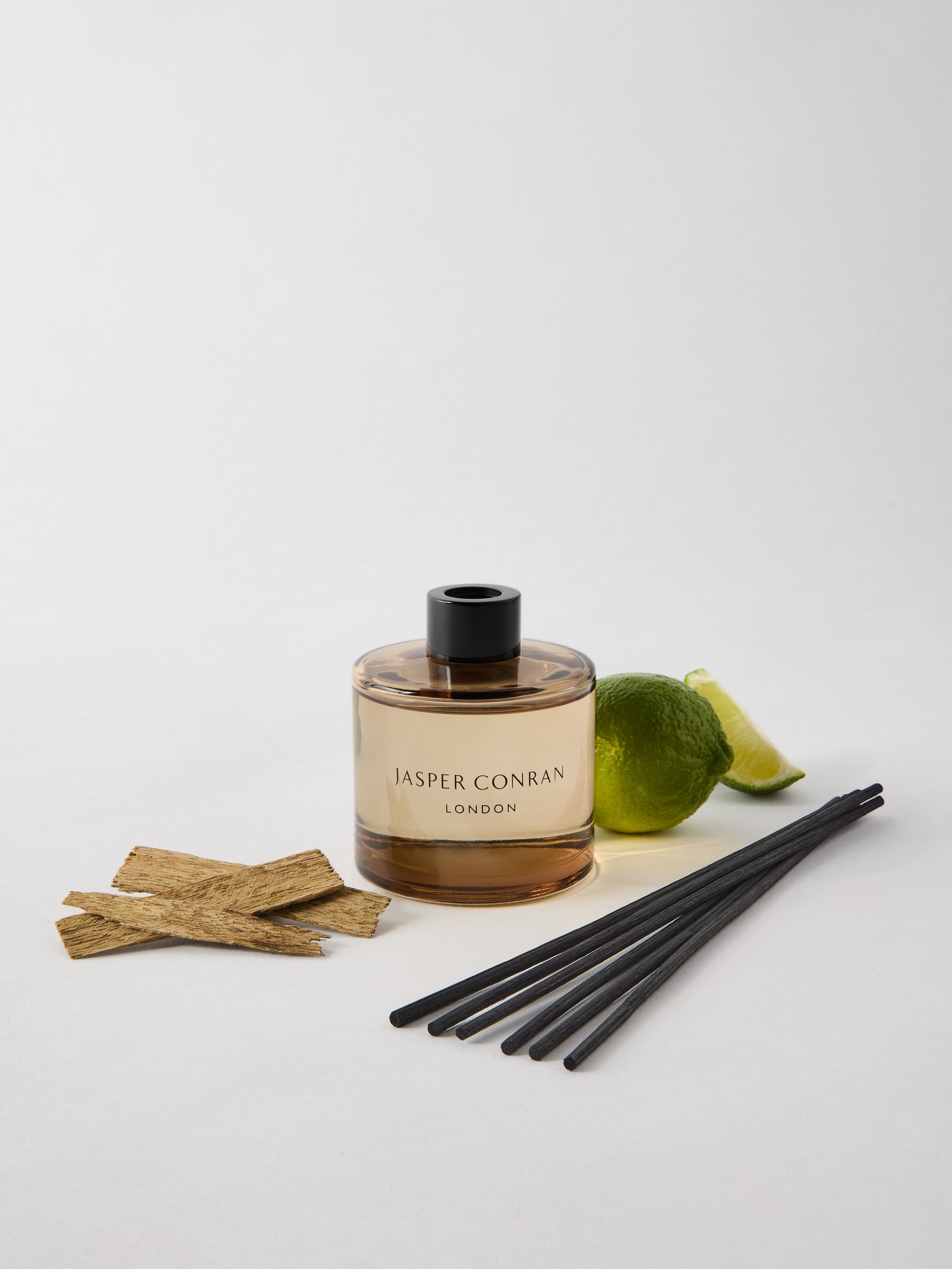 Jasper Conran London Bergamot & Oud 200ml Diffuser - Image 7 of 9