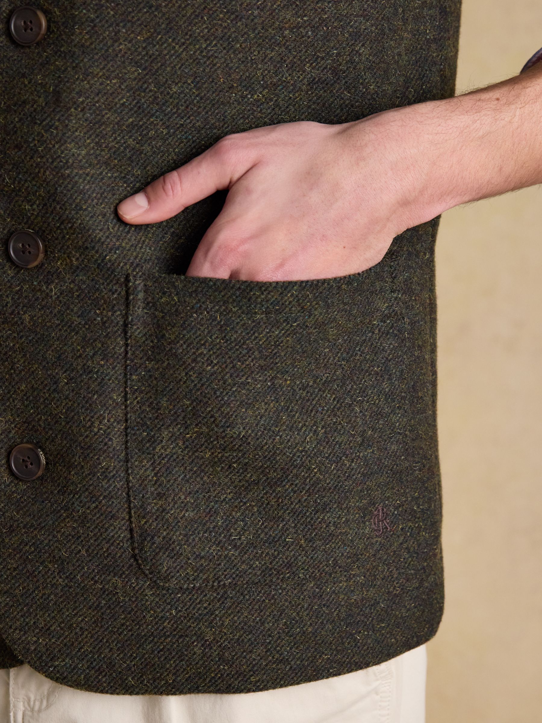 Green Tweed Gilet - Image 7 of 10