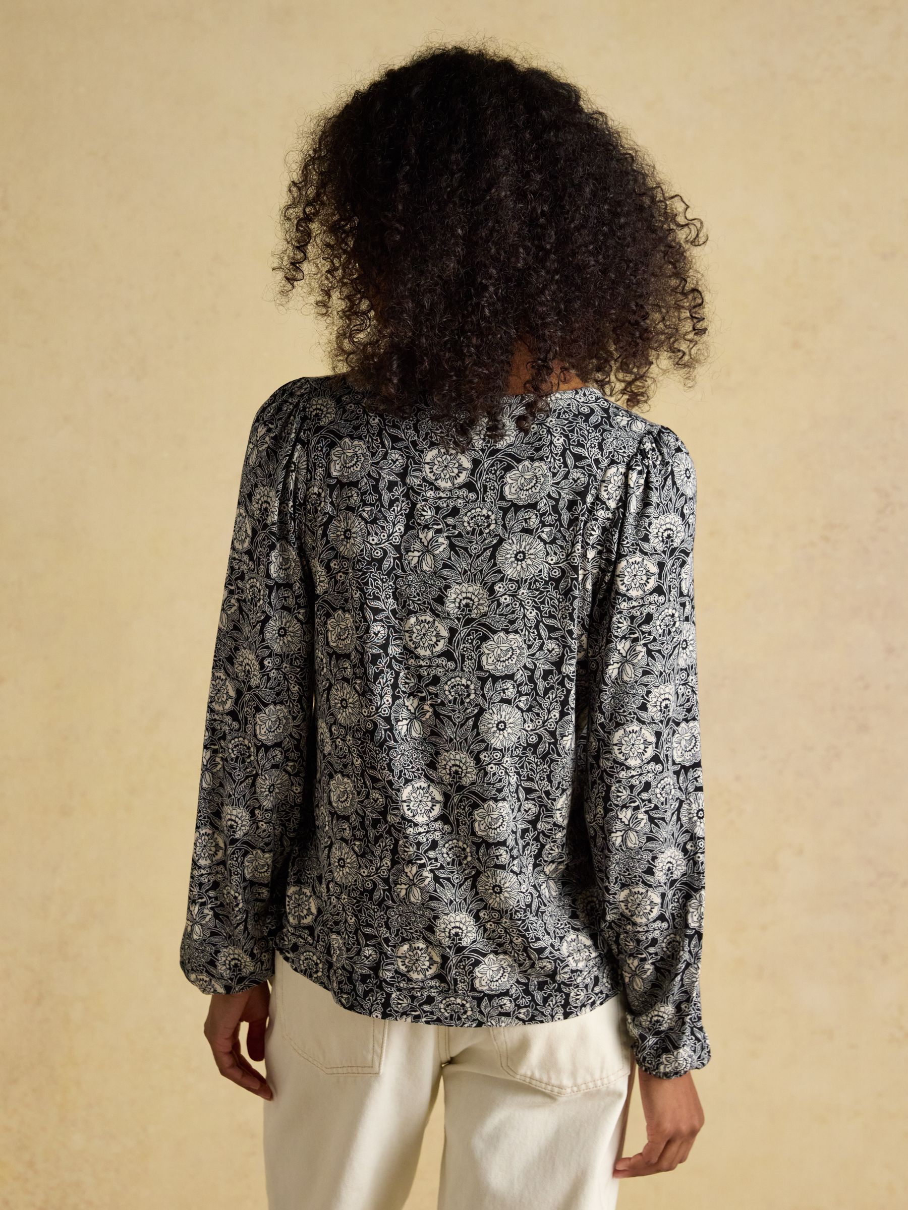 Nia Black Floral Long Sleeve Pleated Front Jersey Top - Image 2 of 8