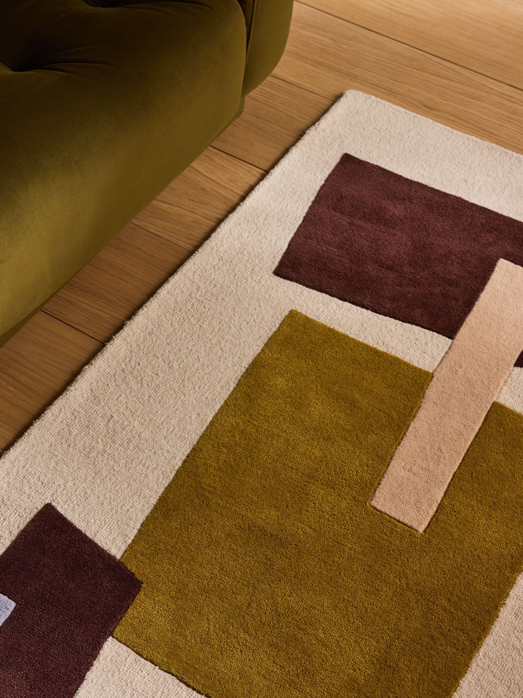 Venessla Wool Tufted Rug in Multi - Image 2 of 4