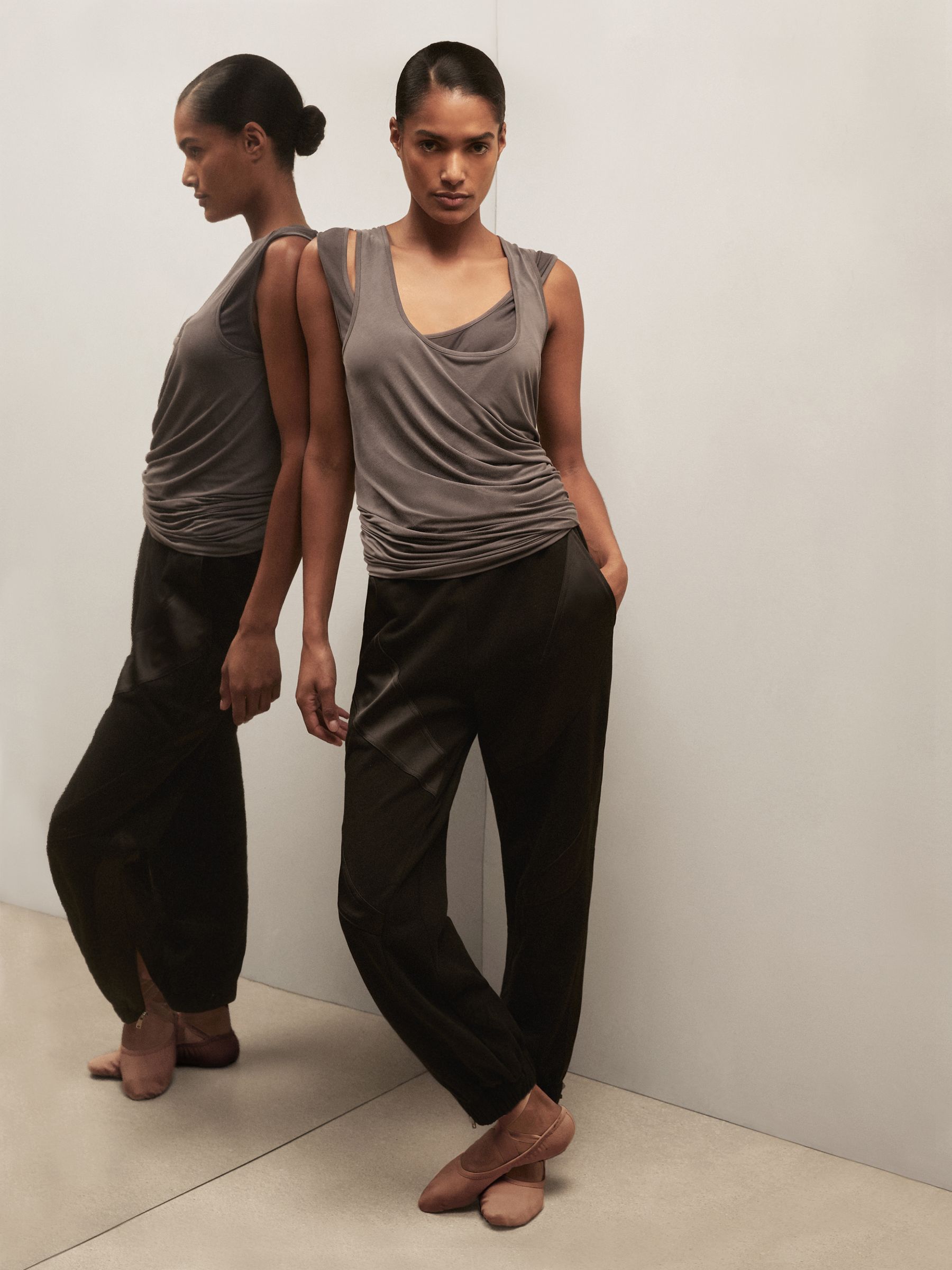 Reiss | Royal Ballet Double-Layer Vest in Charcoal Grey - image 5