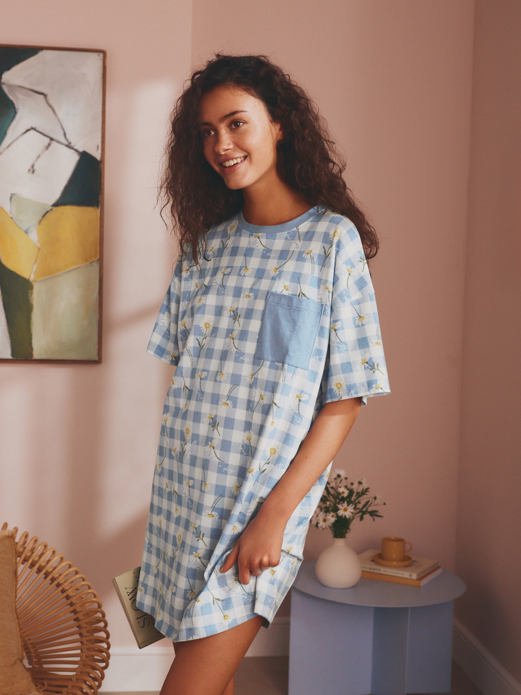 Blue Gingham Daisies Nightie 2 Pack - Image 3 of 11