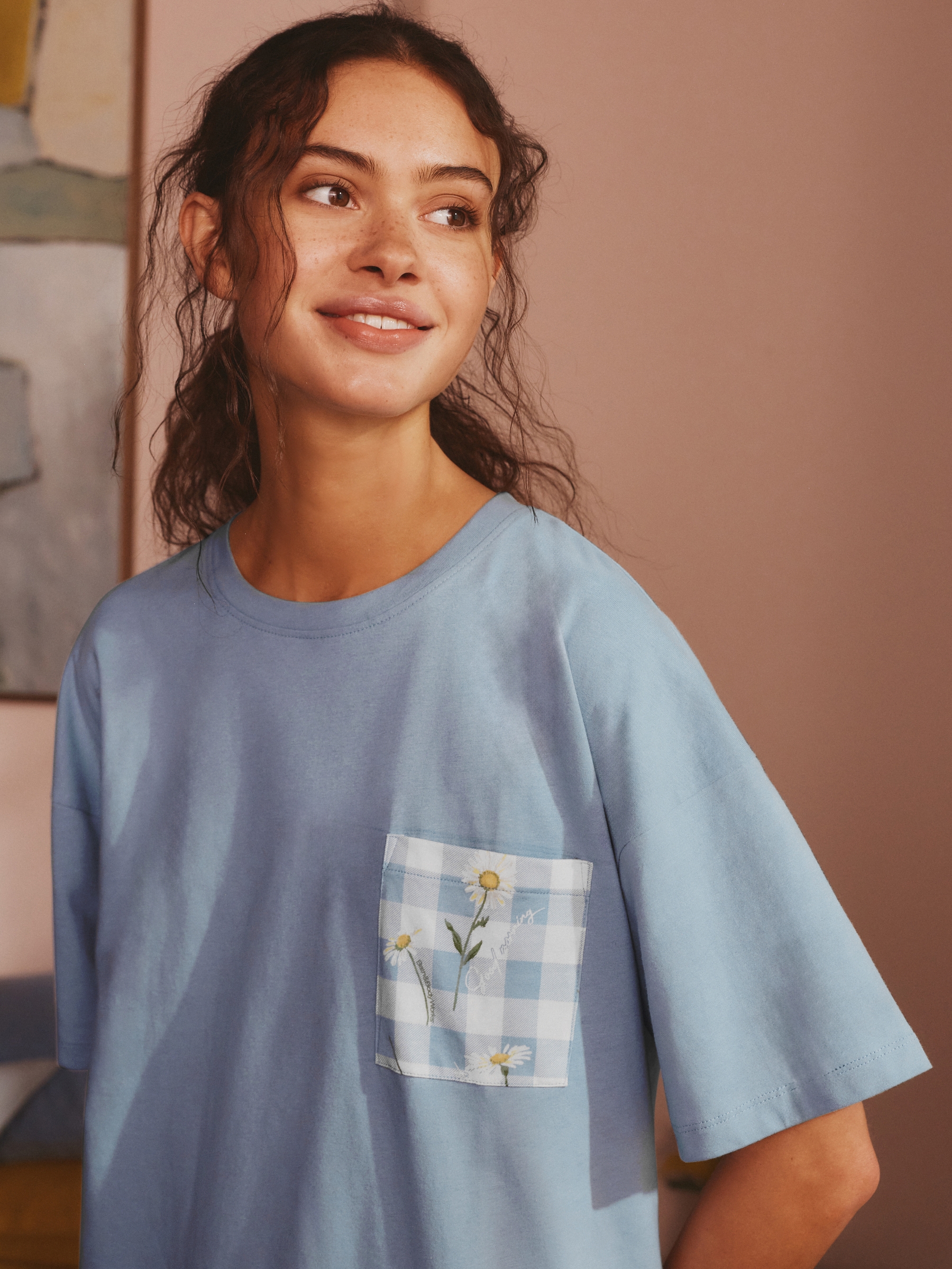 Blue Gingham Daisies Nightie 2 Pack - Image 6 of 11