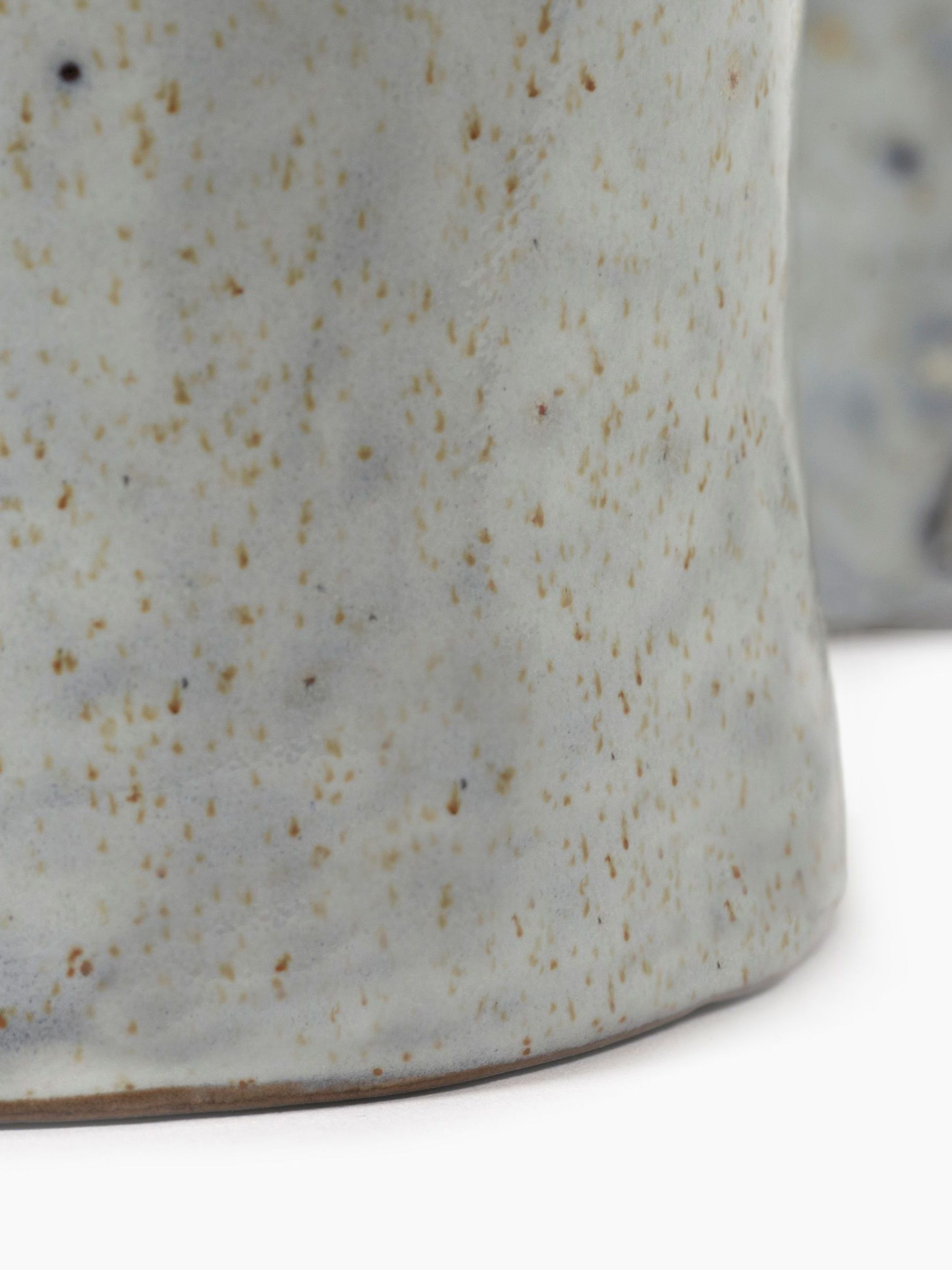 White Helena Marie 05 Vase - Image 2 of 3