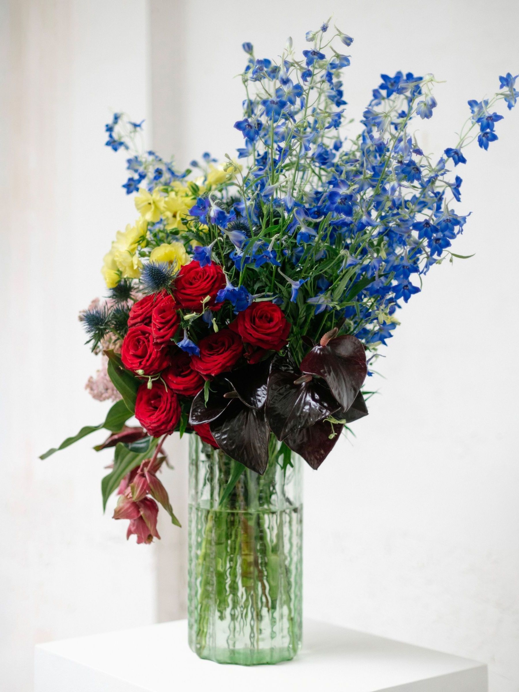 Green No.3 Waves Vase - Image 1 of 6 Green No.3 Waves Vase - Image 1 of 6