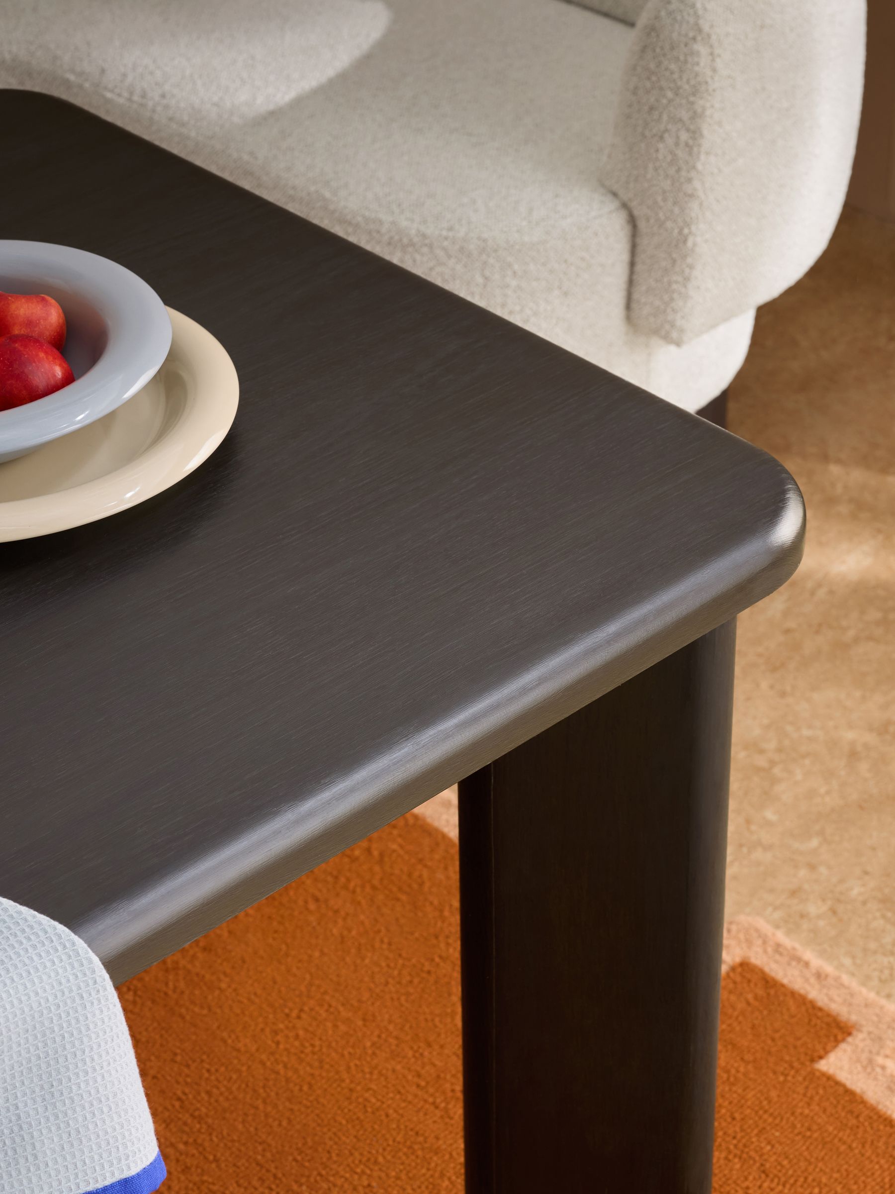 Novara Right Hand Corner Dining Table and Bench Set in Off White Boucle - Image 3 of 6