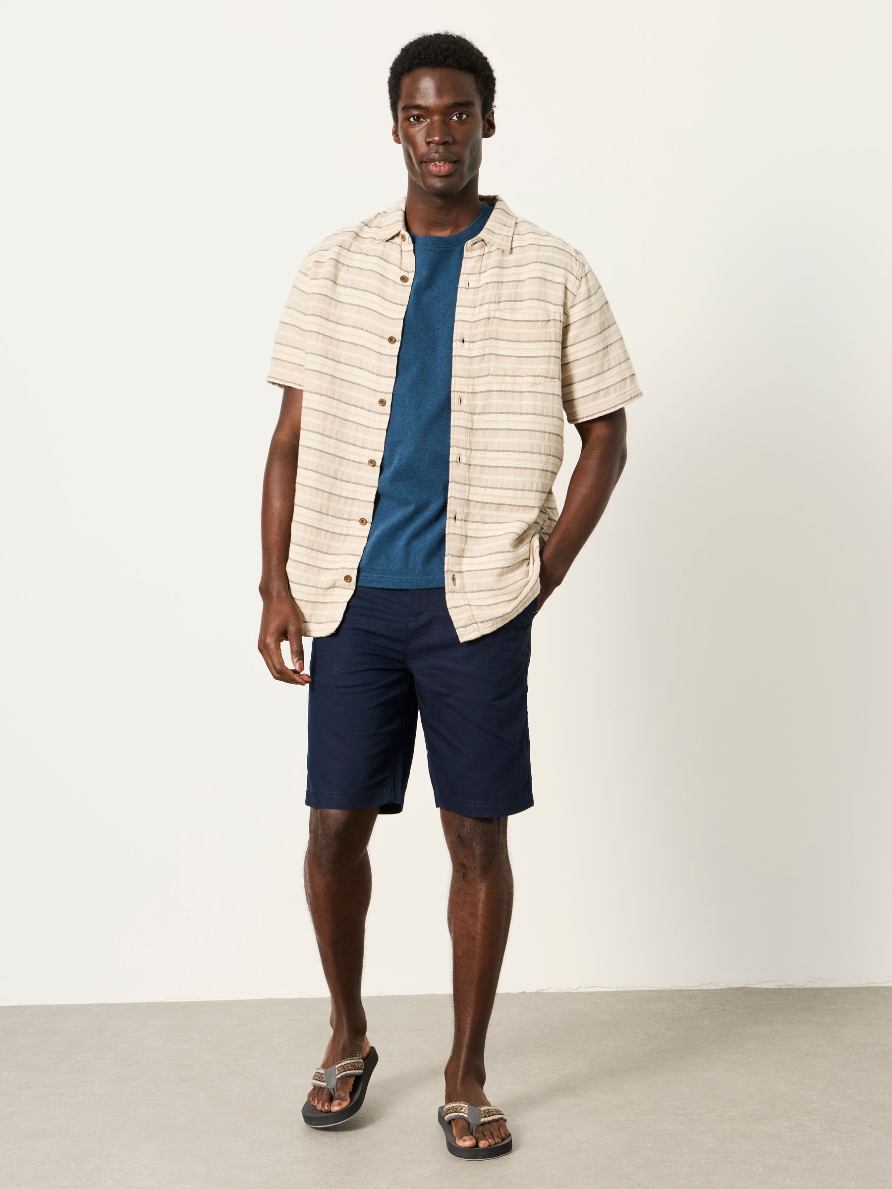 Salcombe Navy Linen Cotton Shorts - Image 5 of 6