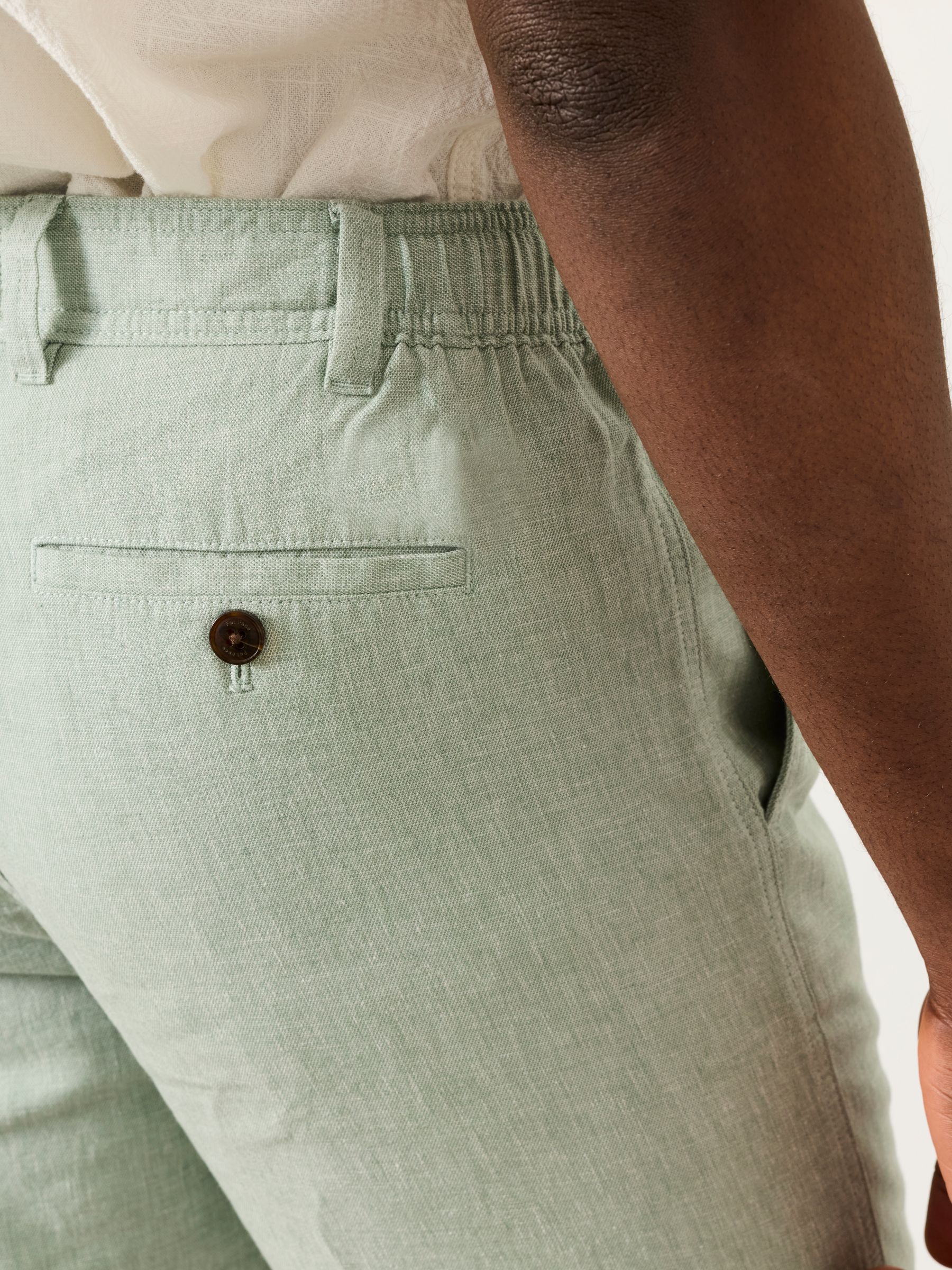 Salcombe Mid Green Linen Cotton Shorts - Image 2 of 6