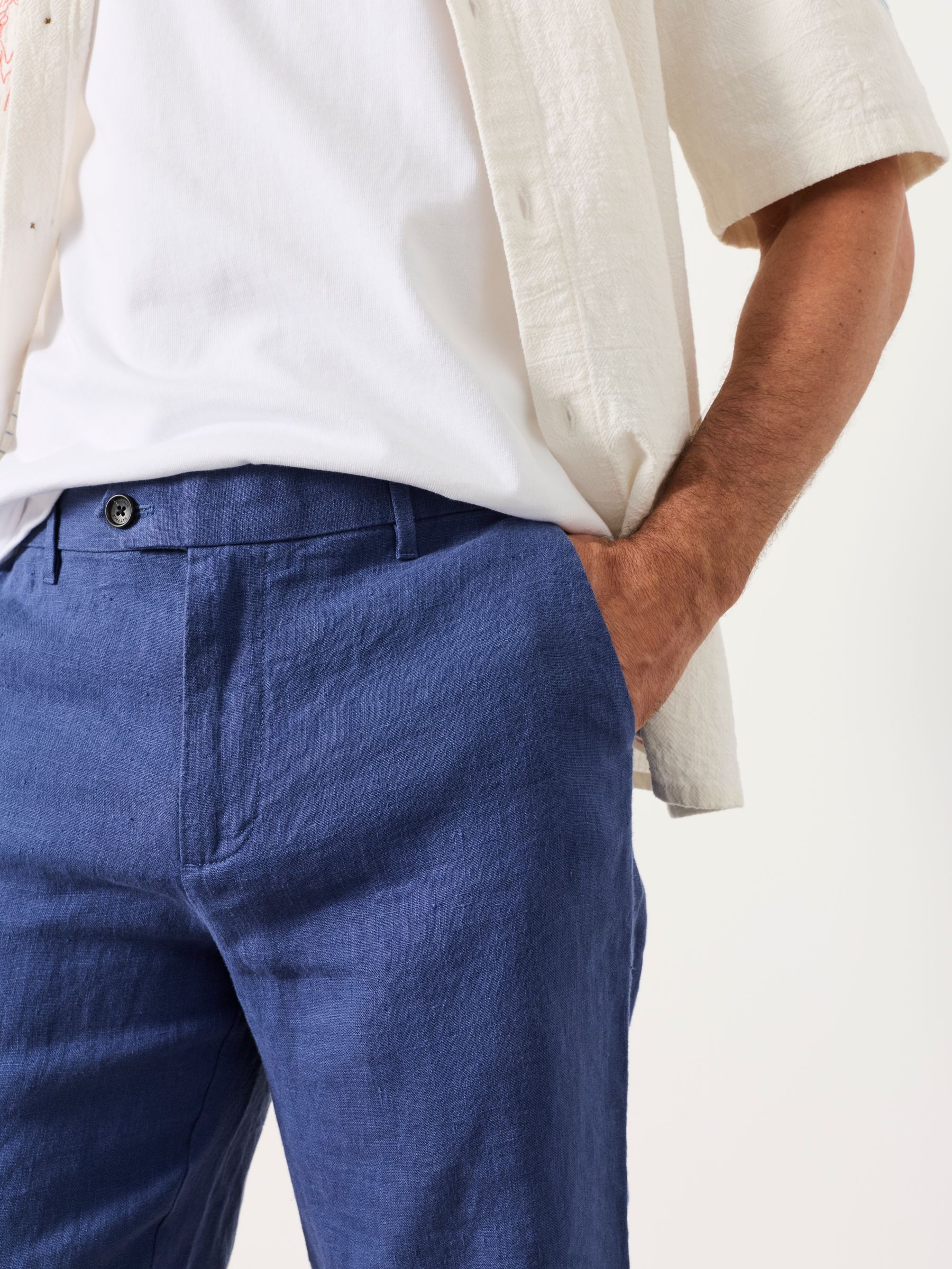 French Navy Bosbury Linen Chino Shorts - Image 3 of 6