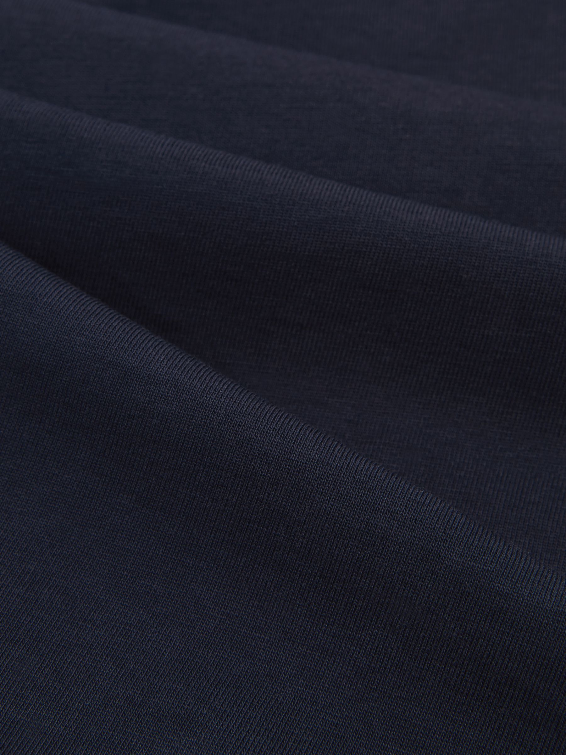 T-Shirt in Navy - Image 6 of 6