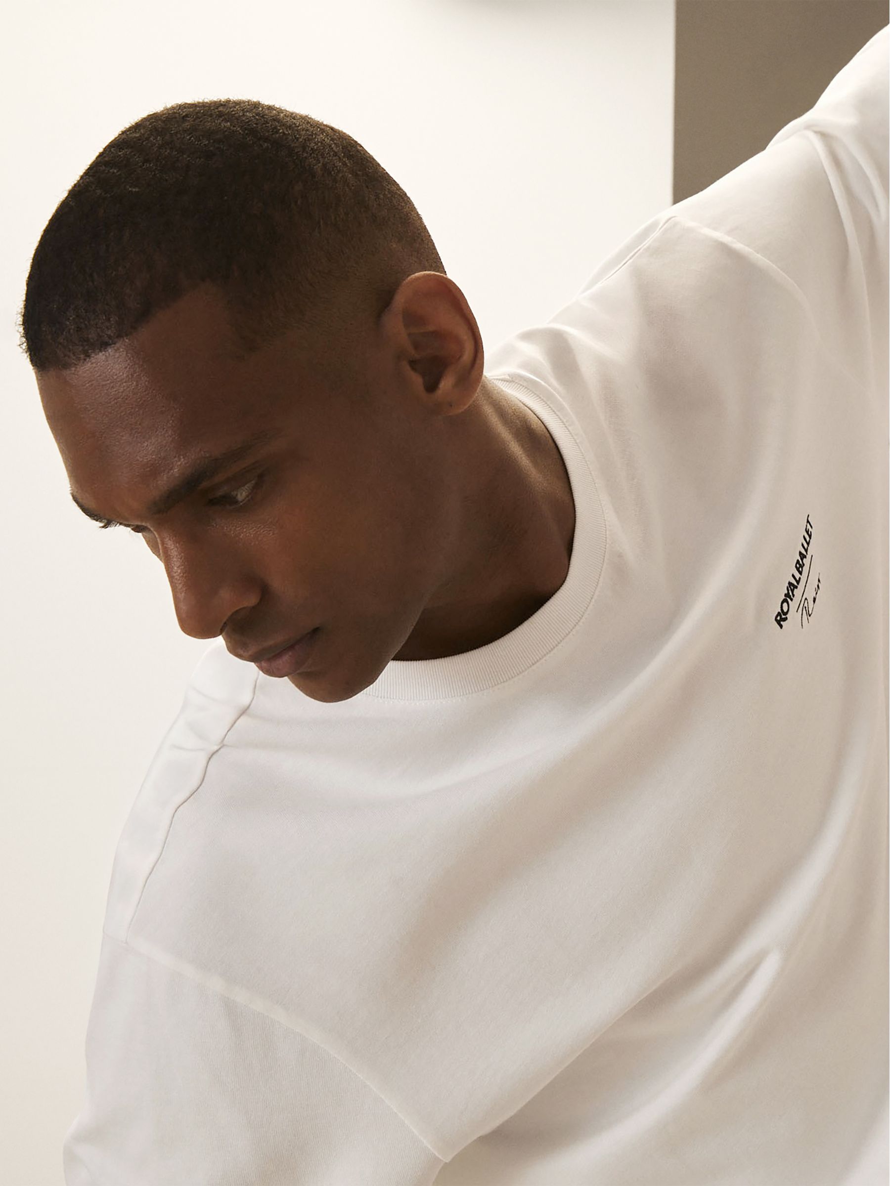 Reiss | Unisex Tričko s logem Royal Ballet v Bílé barvě - Obrázek 8 z 12