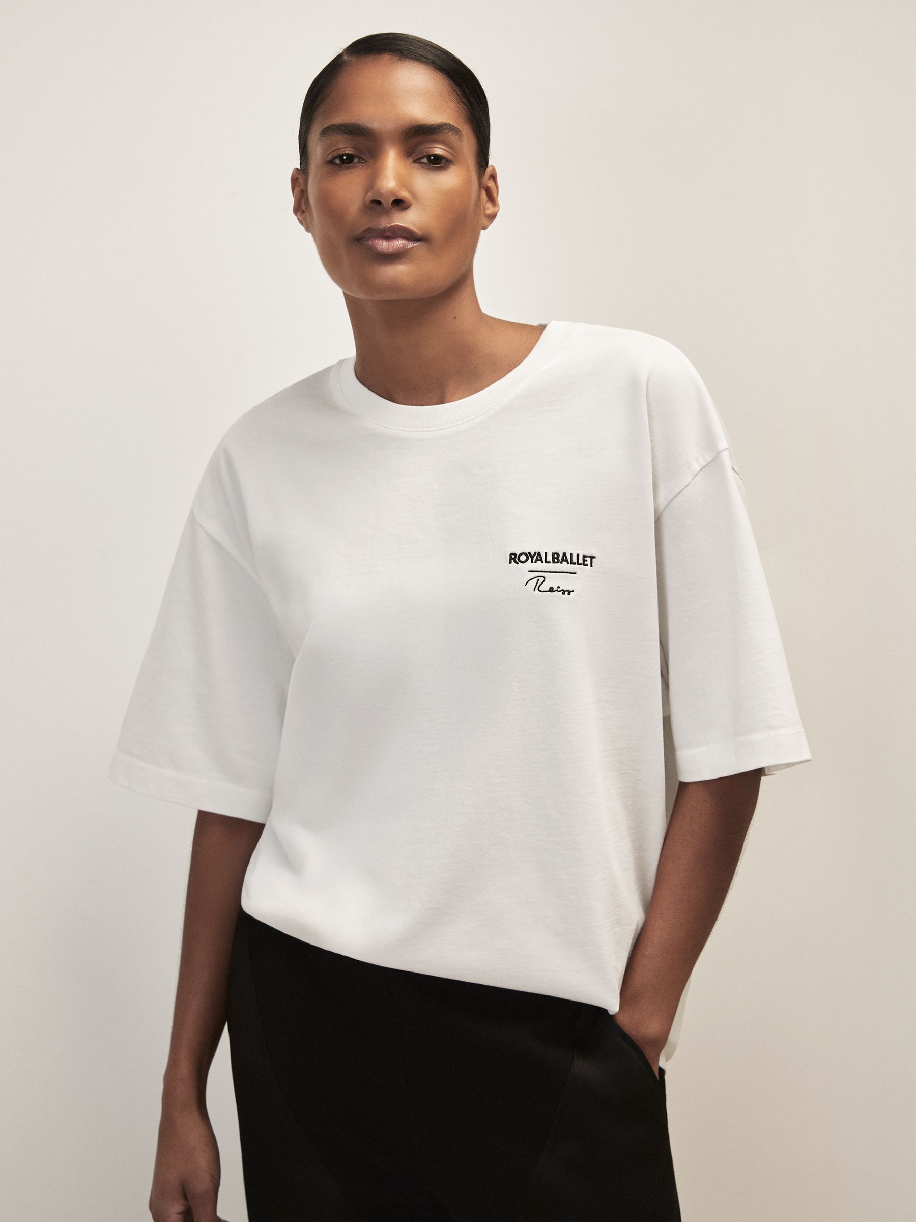 Reiss Reiss | Royal Ballet Logo Unisex Fit T-Shirt in White | REISS