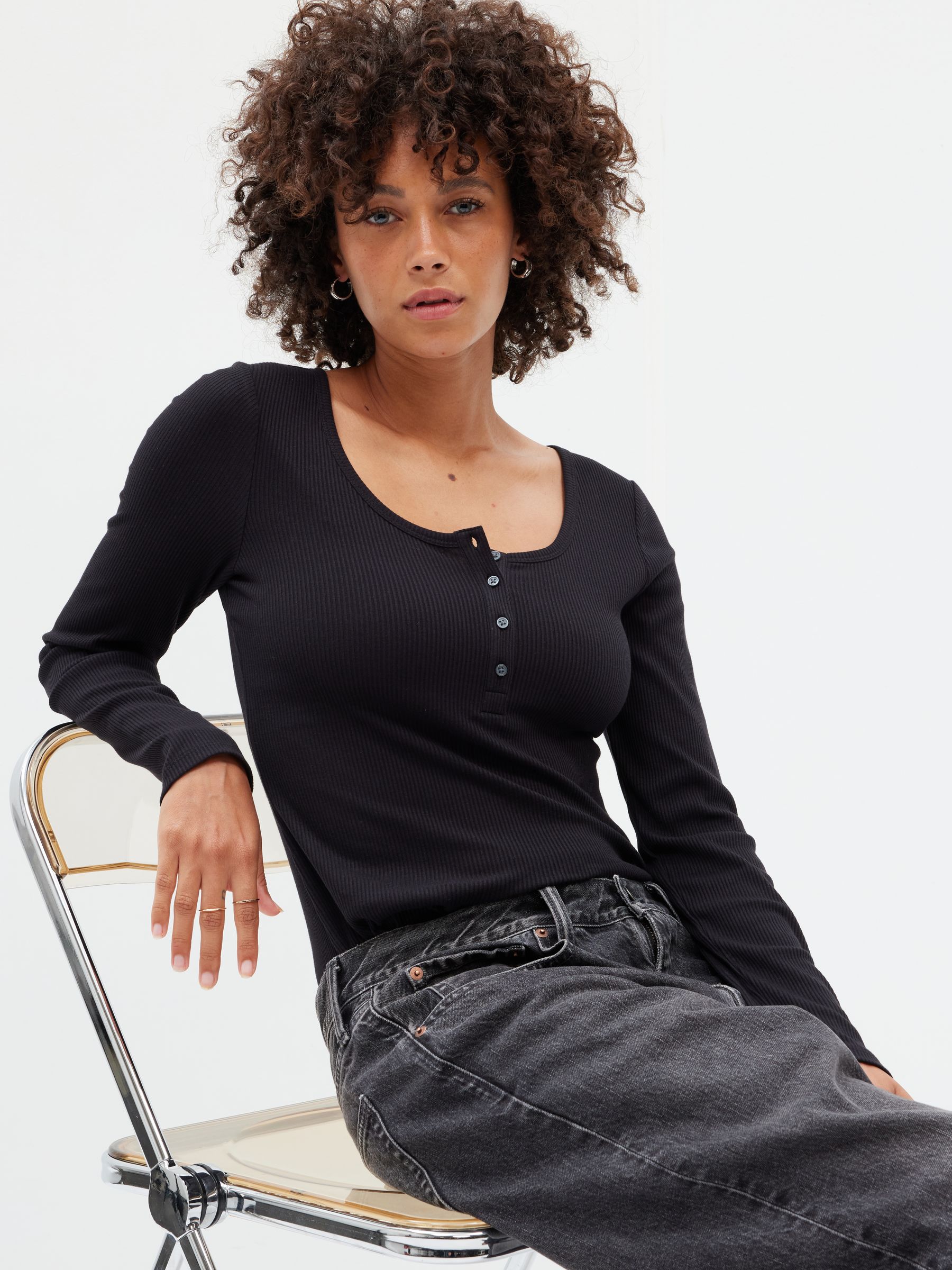 Black Ribbed Henley Button Long Sleeve Scoop Neck T-Shirt - Image 1 of 2