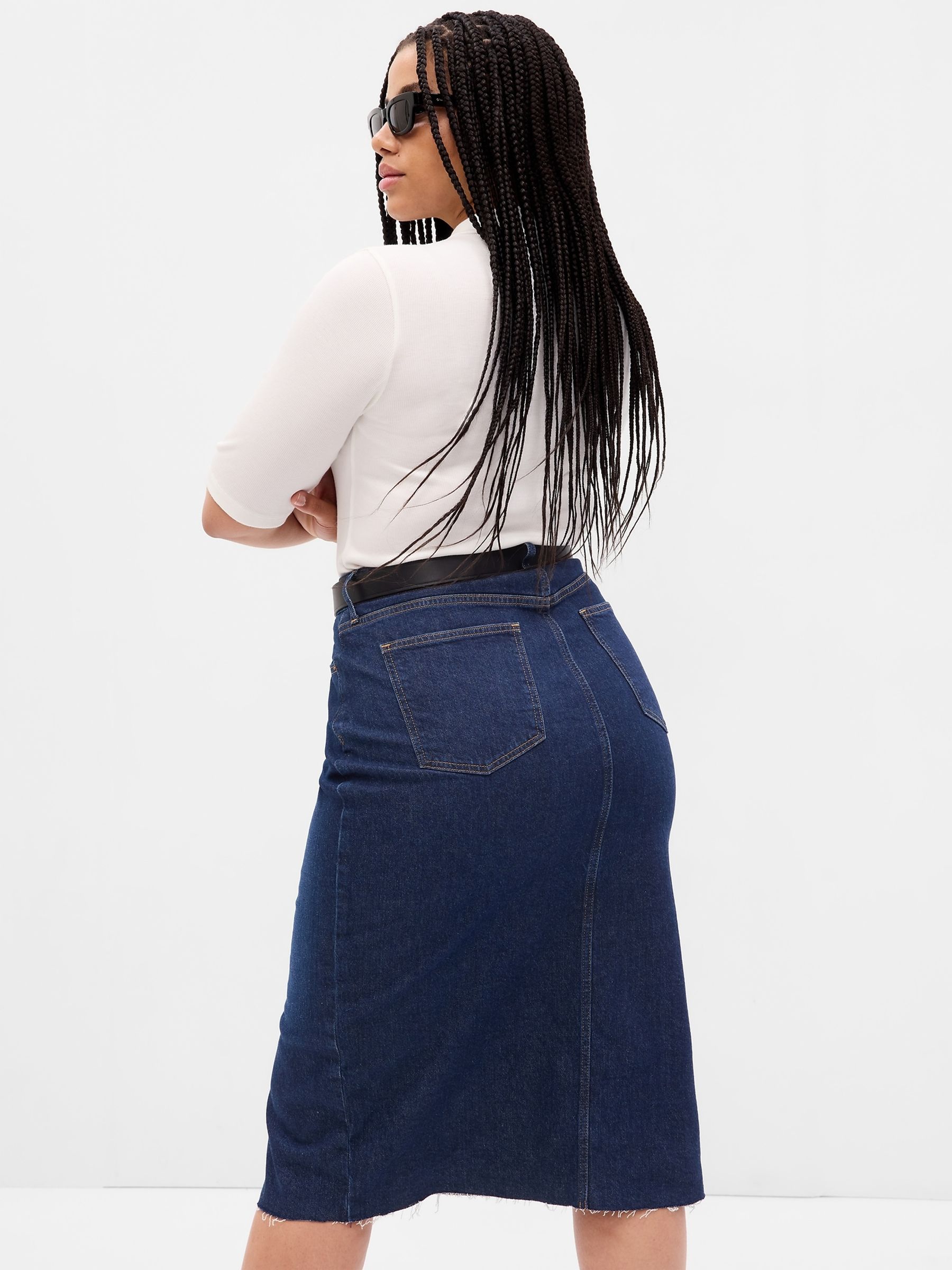 White Ribbed Stripe Short Sleeve Mock Neck T-Shirt - Image 5 of 5