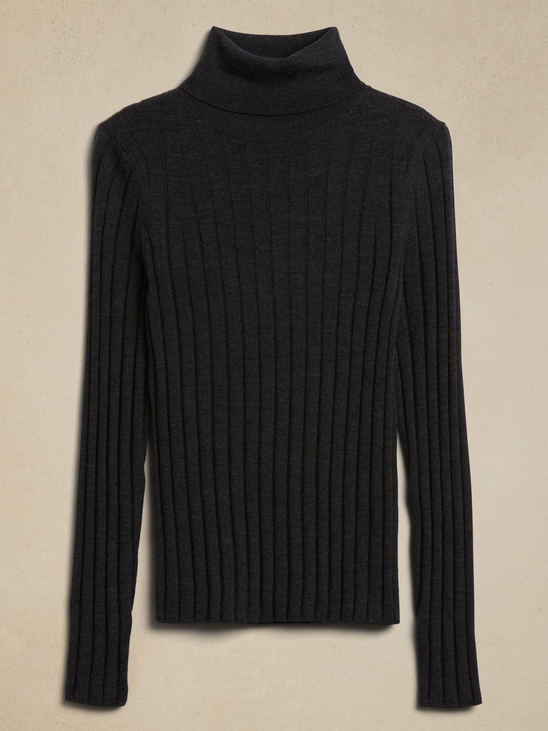 Banana Republic Black Lucci Merino Turtleneck Jumper - Image 4 of 4