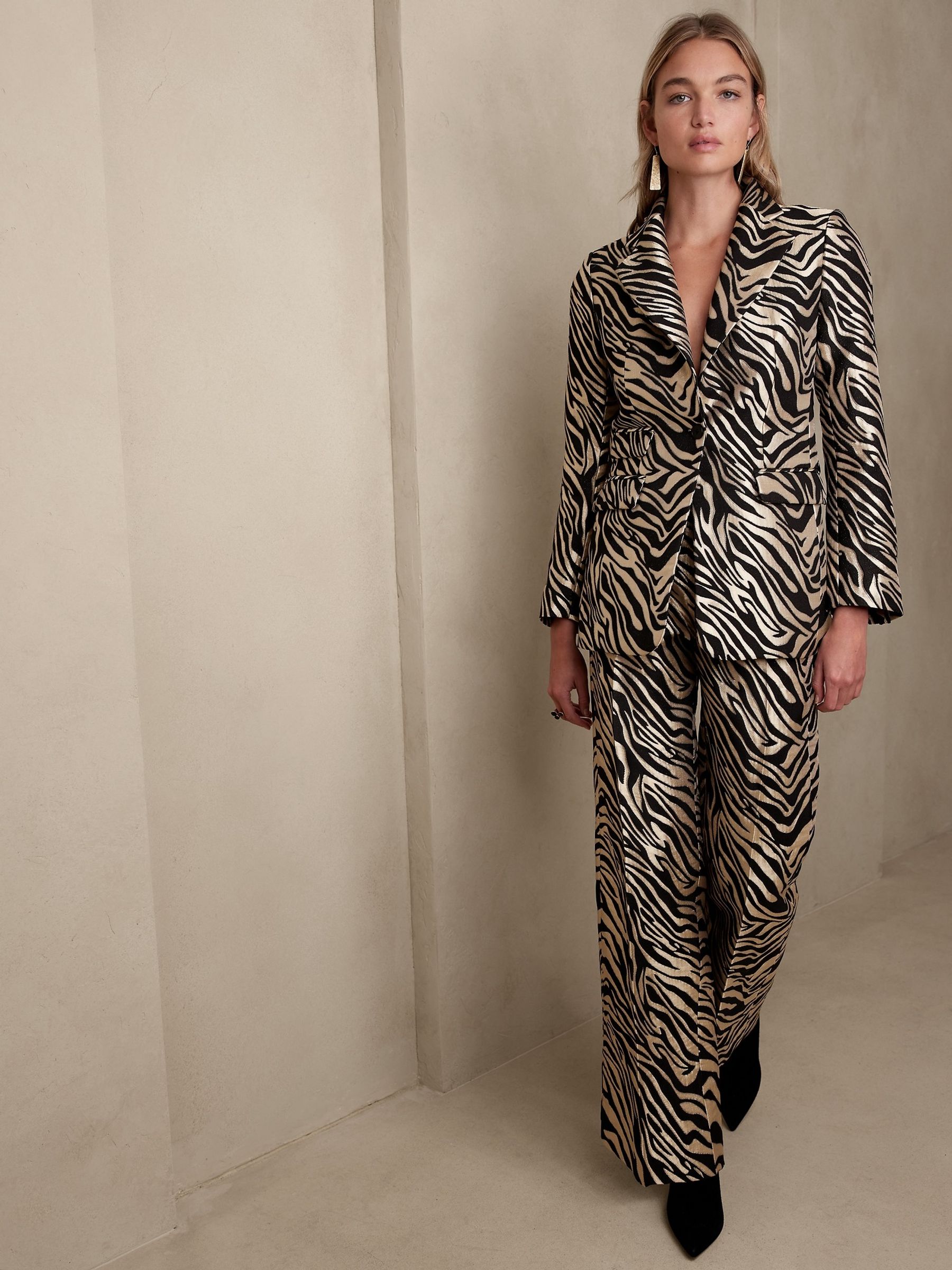 Banana Republic Zebra Print Eclat Brocade Blazer - Image 4 of 7