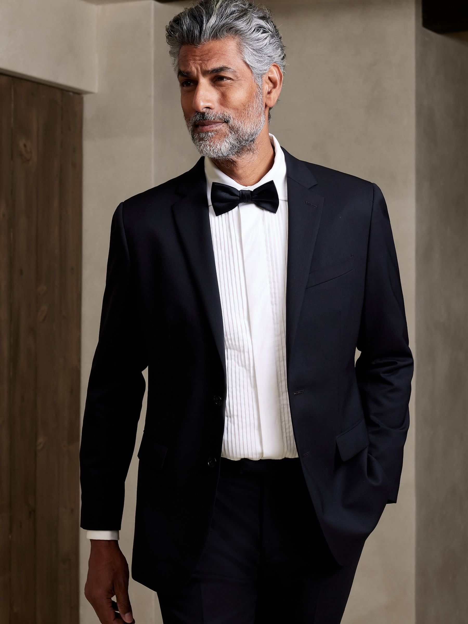 Banana Republic White Sutton Tuxedo Shirt - Image 3 of 4