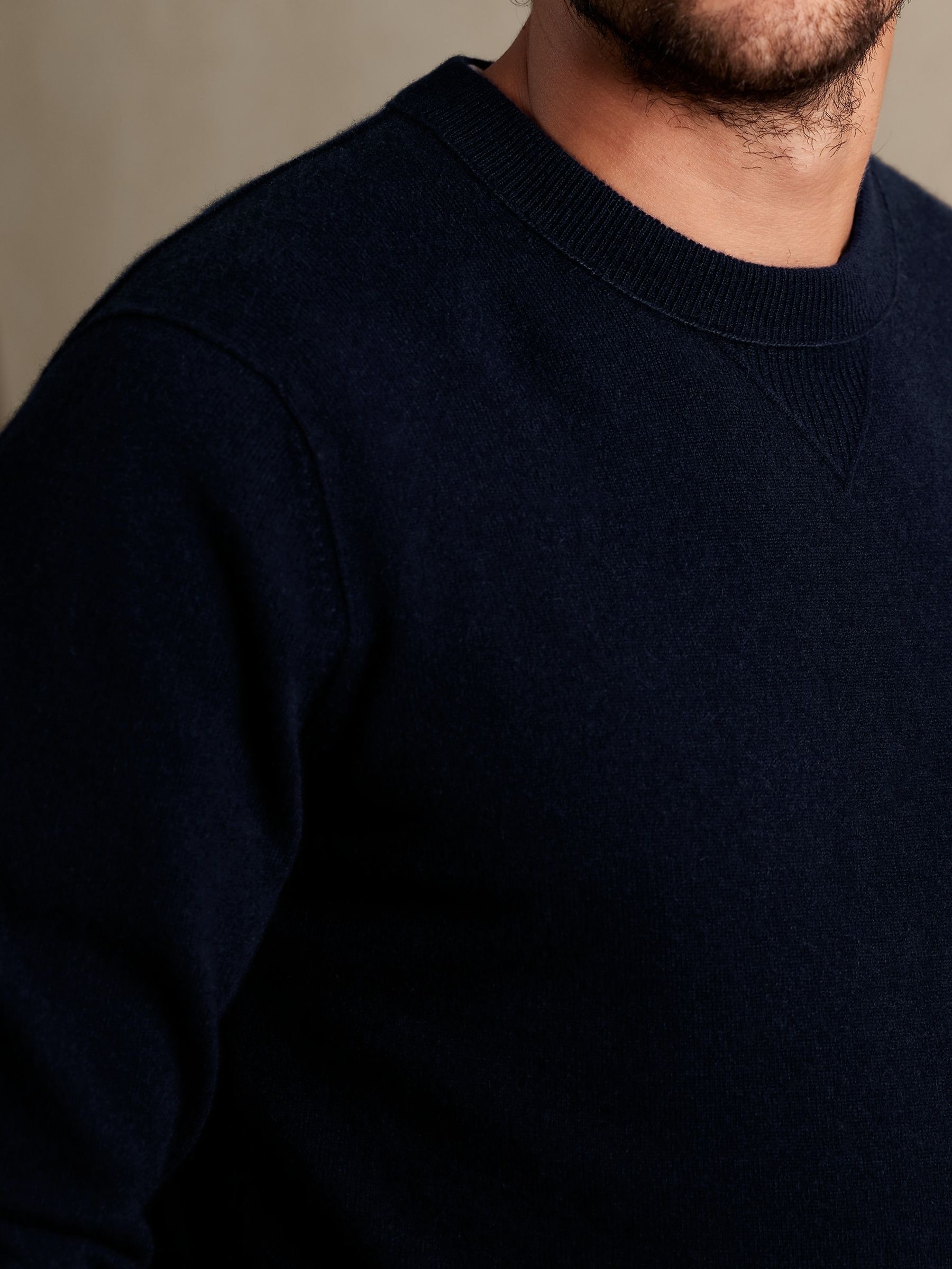 Banana Republic Navy Blue Sarno Cashmere Crew-Neck Jumper - Image 3 of 4