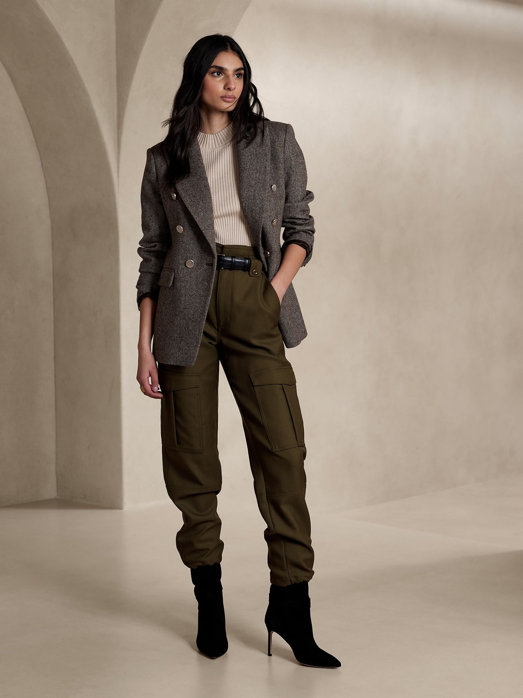 Banana Republic Green Lido Wool Cargo trousers - Image 1 of 4