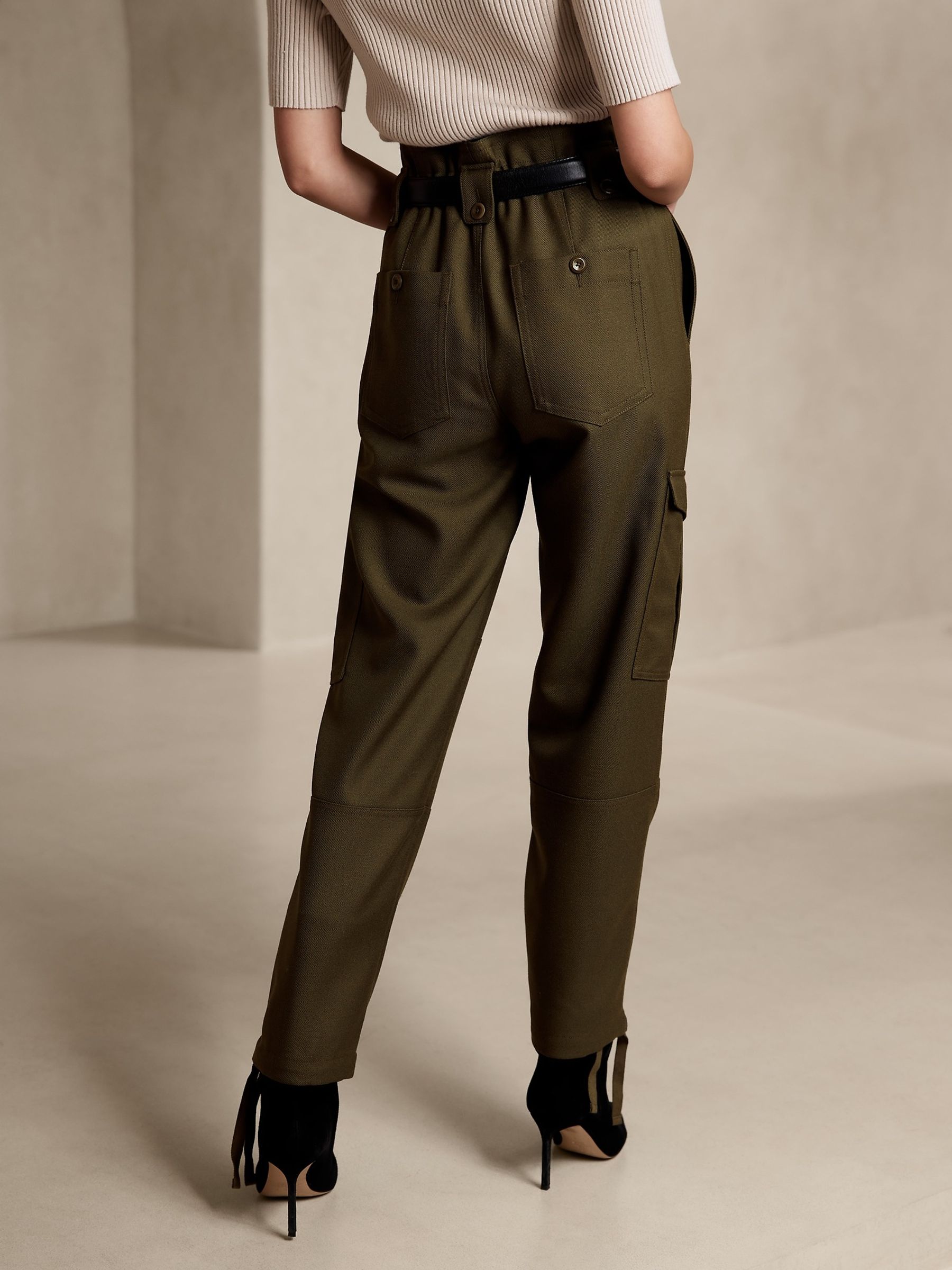 Banana Republic Green Lido Wool Cargo trousers - Image 3 of 4